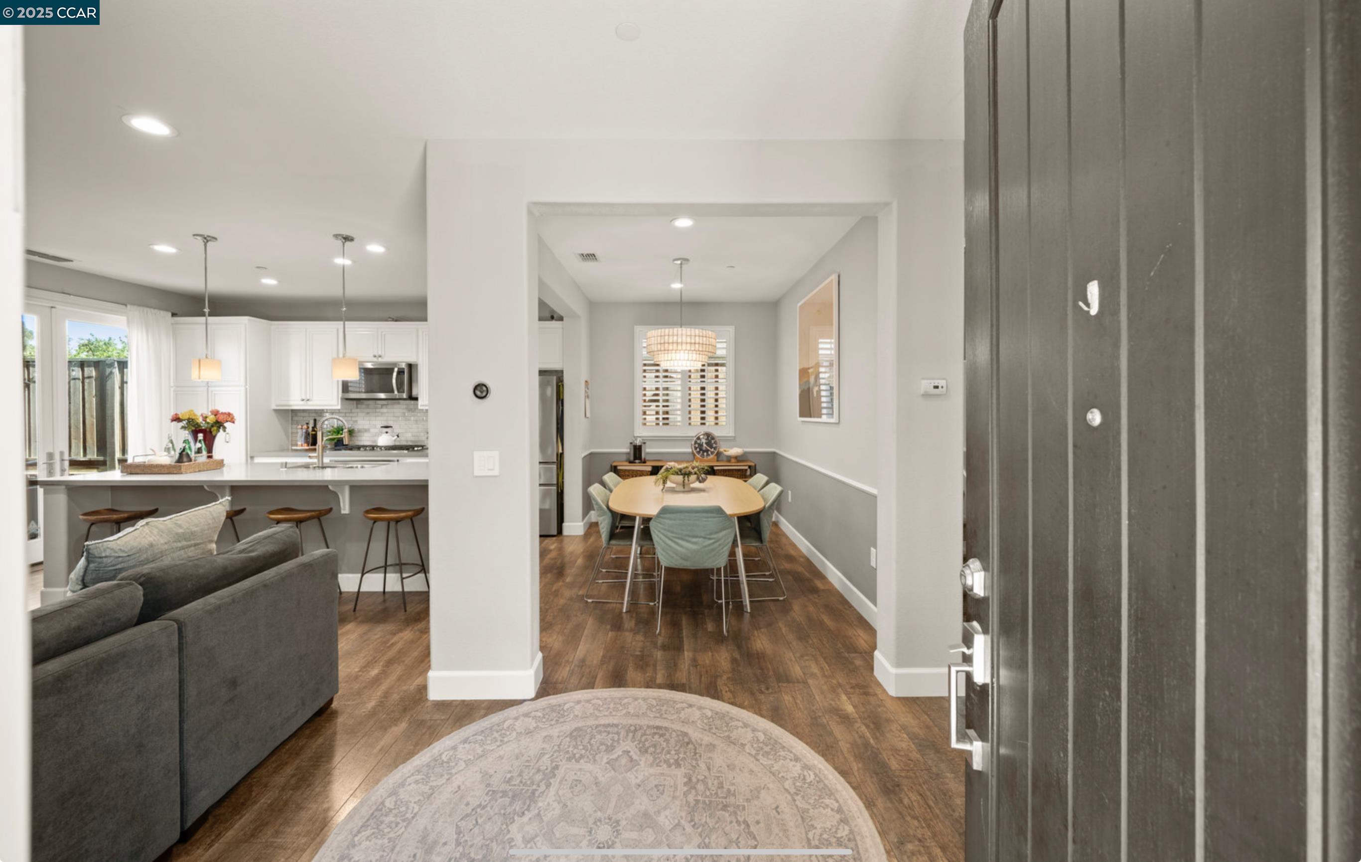 Detail Gallery Image 4 of 32 For 110 Elworthy Ranch Dr, Danville,  CA 94526 - 3 Beds | 2/1 Baths
