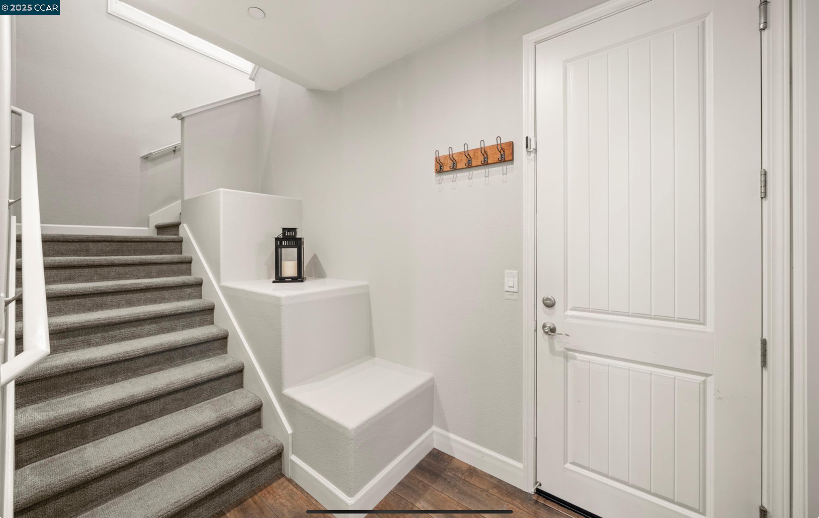 Detail Gallery Image 5 of 32 For 110 Elworthy Ranch Dr, Danville,  CA 94526 - 3 Beds | 2/1 Baths