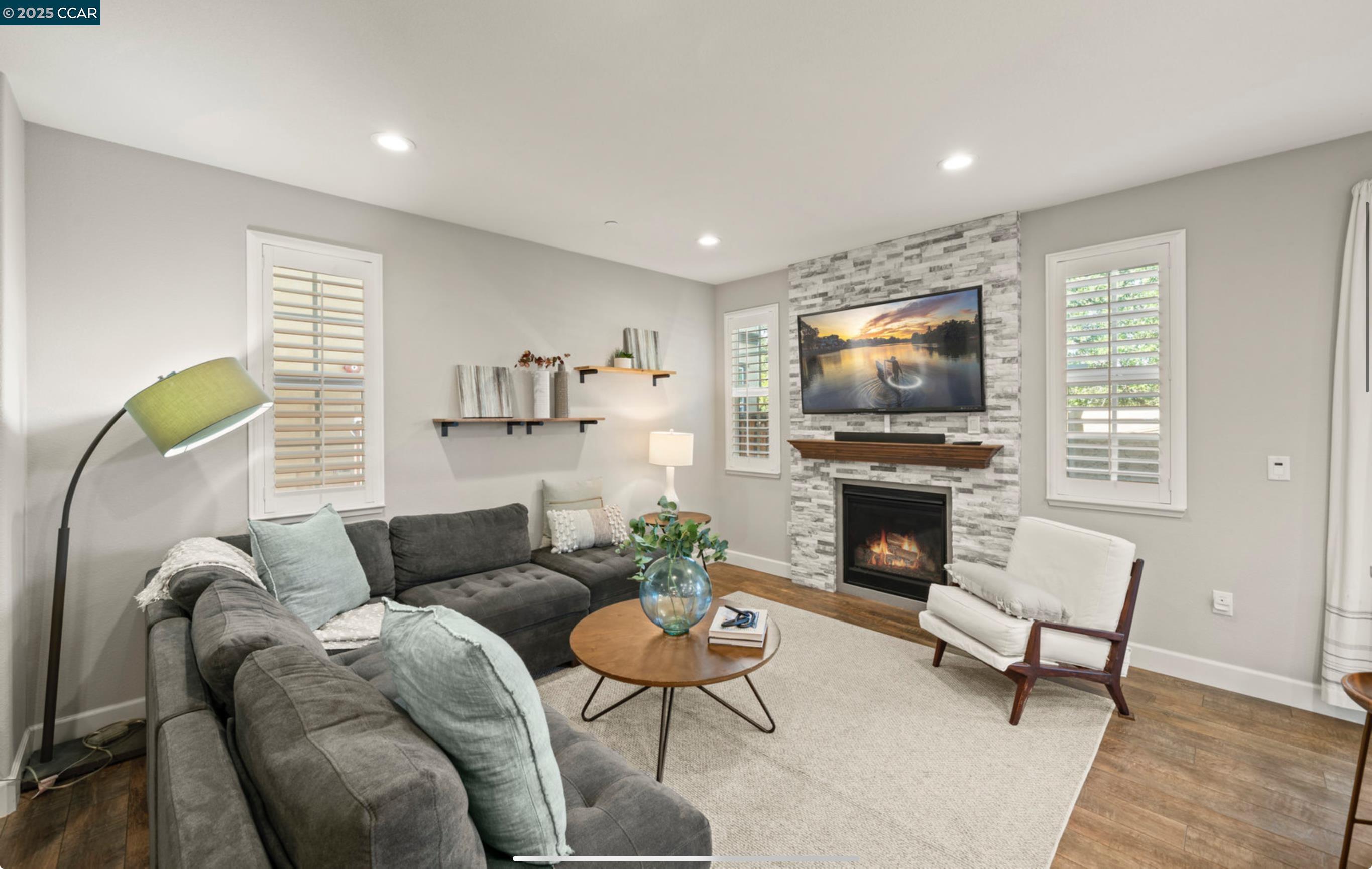 Detail Gallery Image 6 of 32 For 110 Elworthy Ranch Dr, Danville,  CA 94526 - 3 Beds | 2/1 Baths