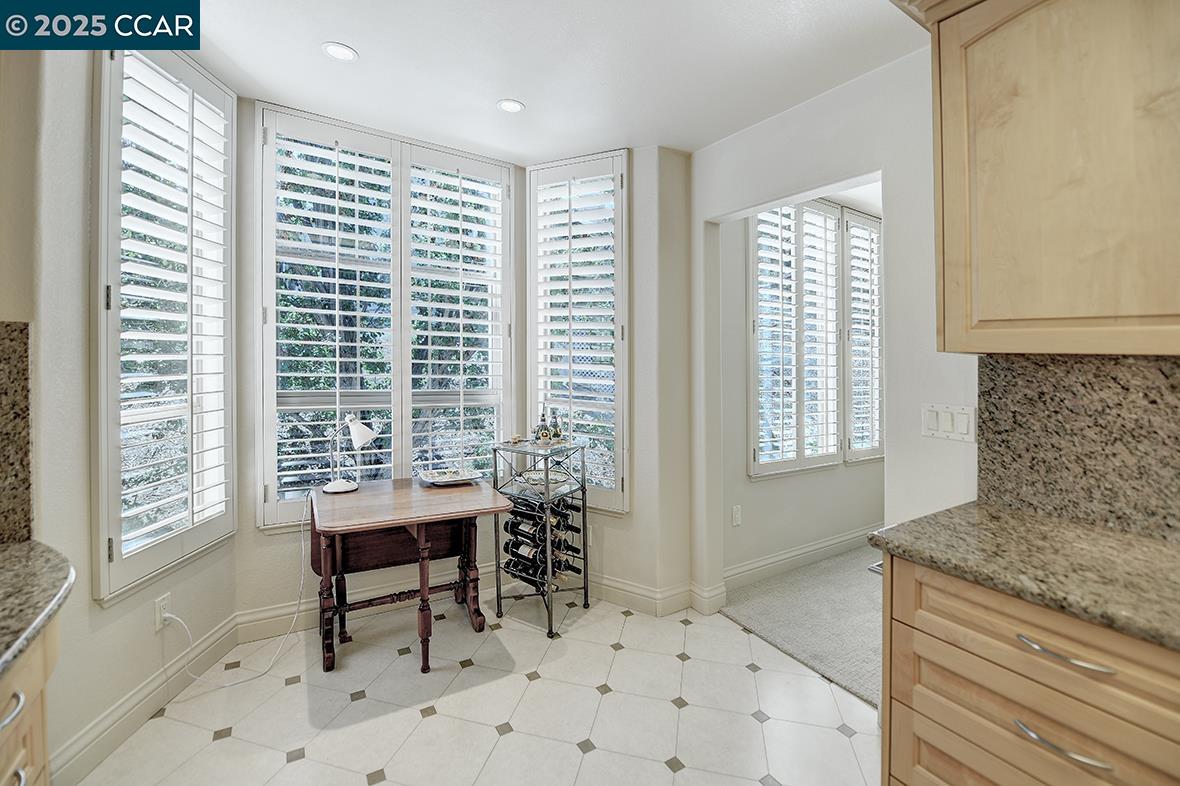 Detail Gallery Image 11 of 47 For 5920 Horsemans Canyon Dr 1b,  Walnut Creek,  CA 94595 - 2 Beds | 2 Baths