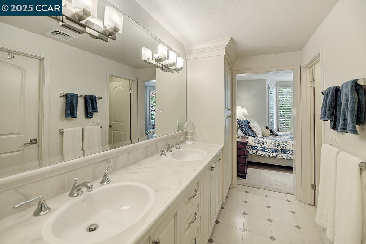 Detail Gallery Image 21 of 47 For 5920 Horsemans Canyon Dr 1b,  Walnut Creek,  CA 94595 - 2 Beds | 2 Baths