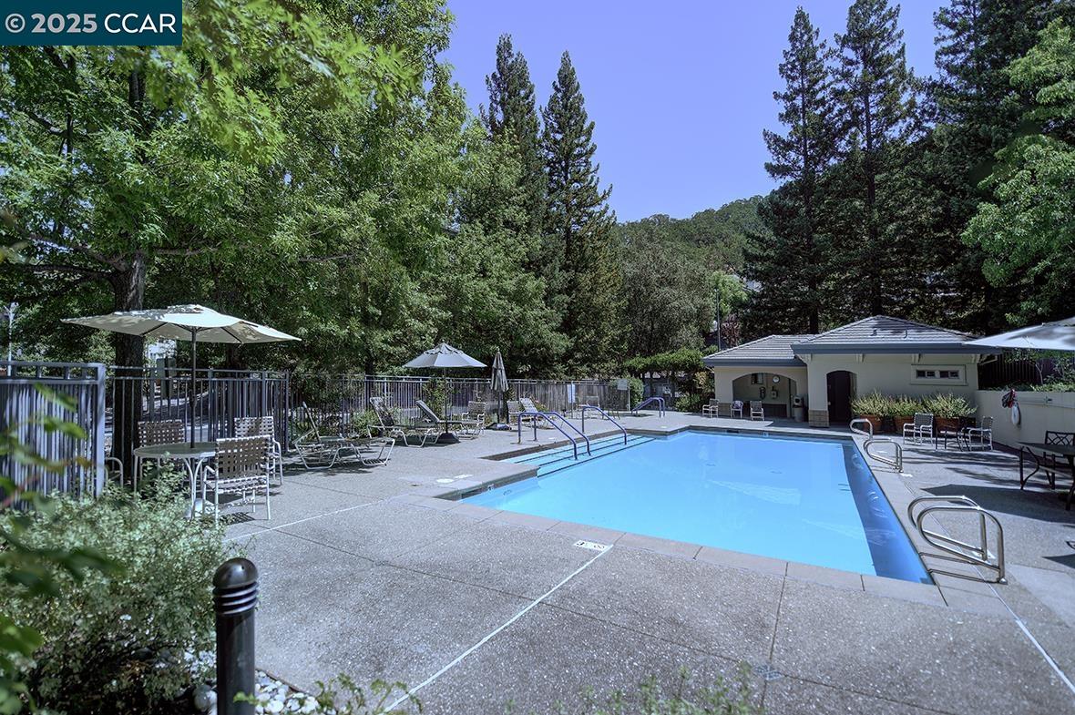 Detail Gallery Image 34 of 47 For 5920 Horsemans Canyon Dr 1b,  Walnut Creek,  CA 94595 - 2 Beds | 2 Baths