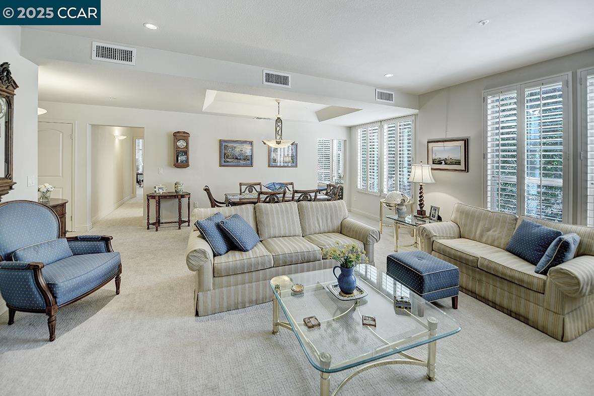 Detail Gallery Image 7 of 47 For 5920 Horsemans Canyon Dr 1b,  Walnut Creek,  CA 94595 - 2 Beds | 2 Baths