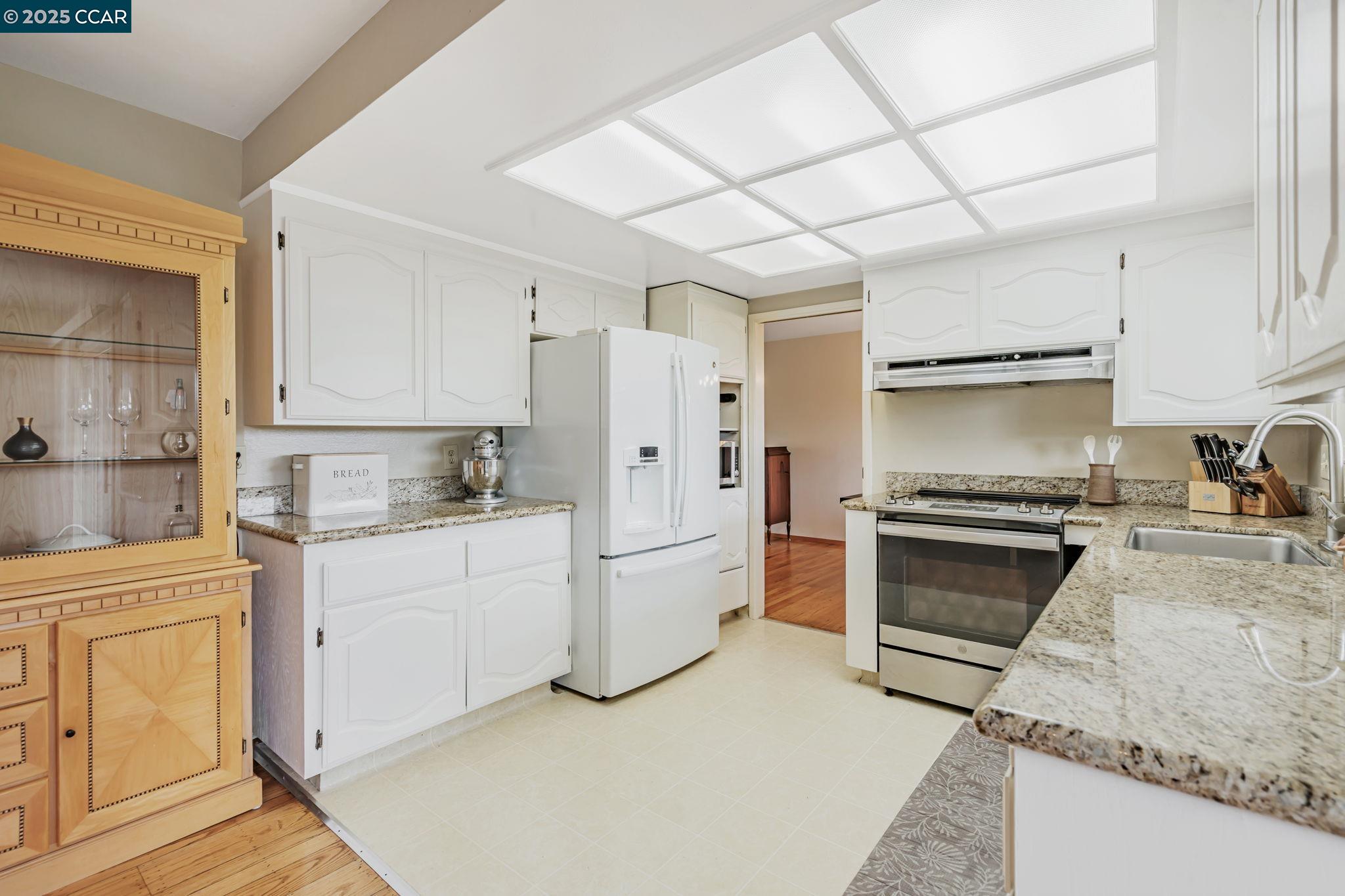 Detail Gallery Image 18 of 39 For 92 Gaywood Pl, Moraga,  CA 94556 - 4 Beds | 2 Baths