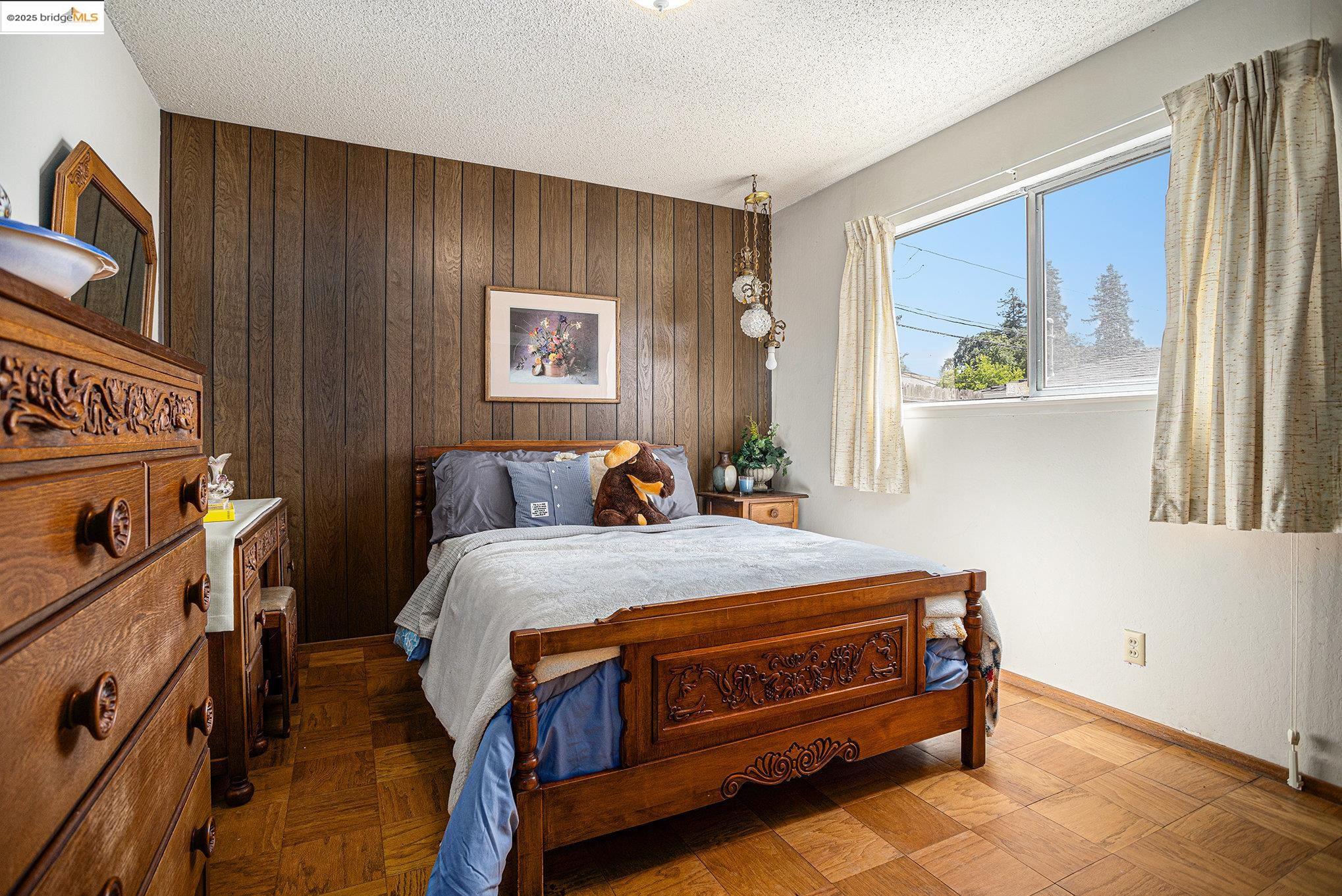 Detail Gallery Image 22 of 37 For 836 Hawthorne Dr, Rodeo,  CA 94572 - 4 Beds | 2/1 Baths