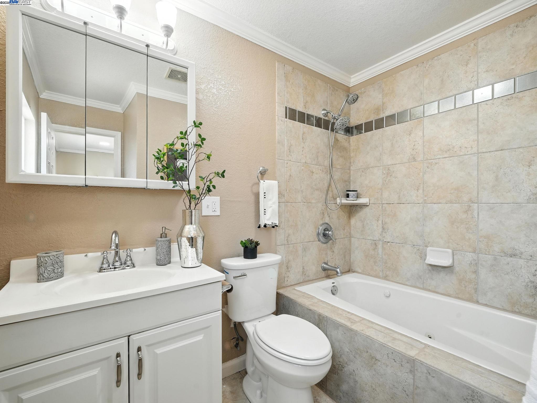 Detail Gallery Image 17 of 33 For 80 Pickford Ave, San Jose,  CA 95127 - 5 Beds | 3 Baths
