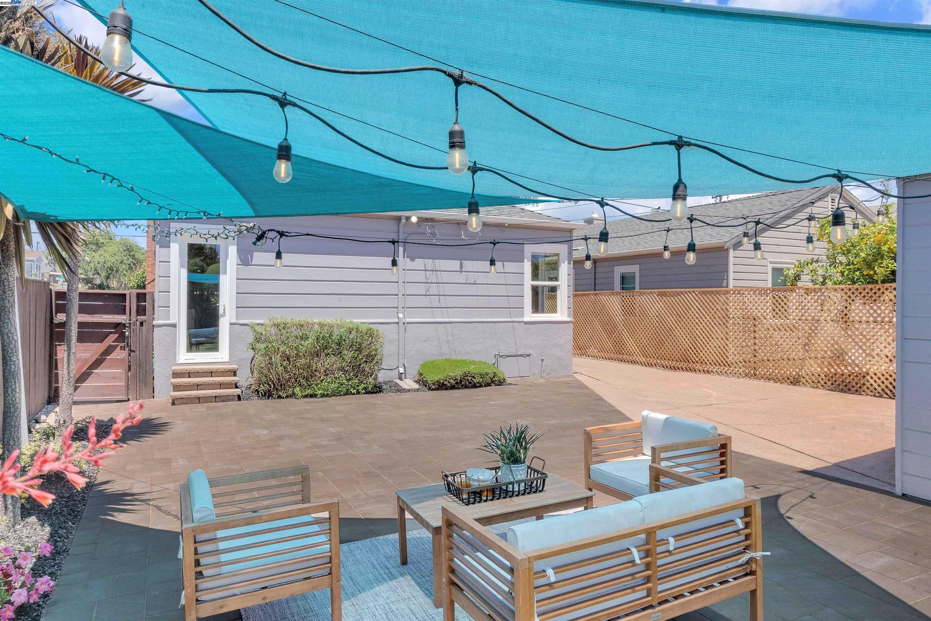 Detail Gallery Image 29 of 39 For 401 Dolores Ave, San Leandro,  CA 94577 - 2 Beds | 1 Baths
