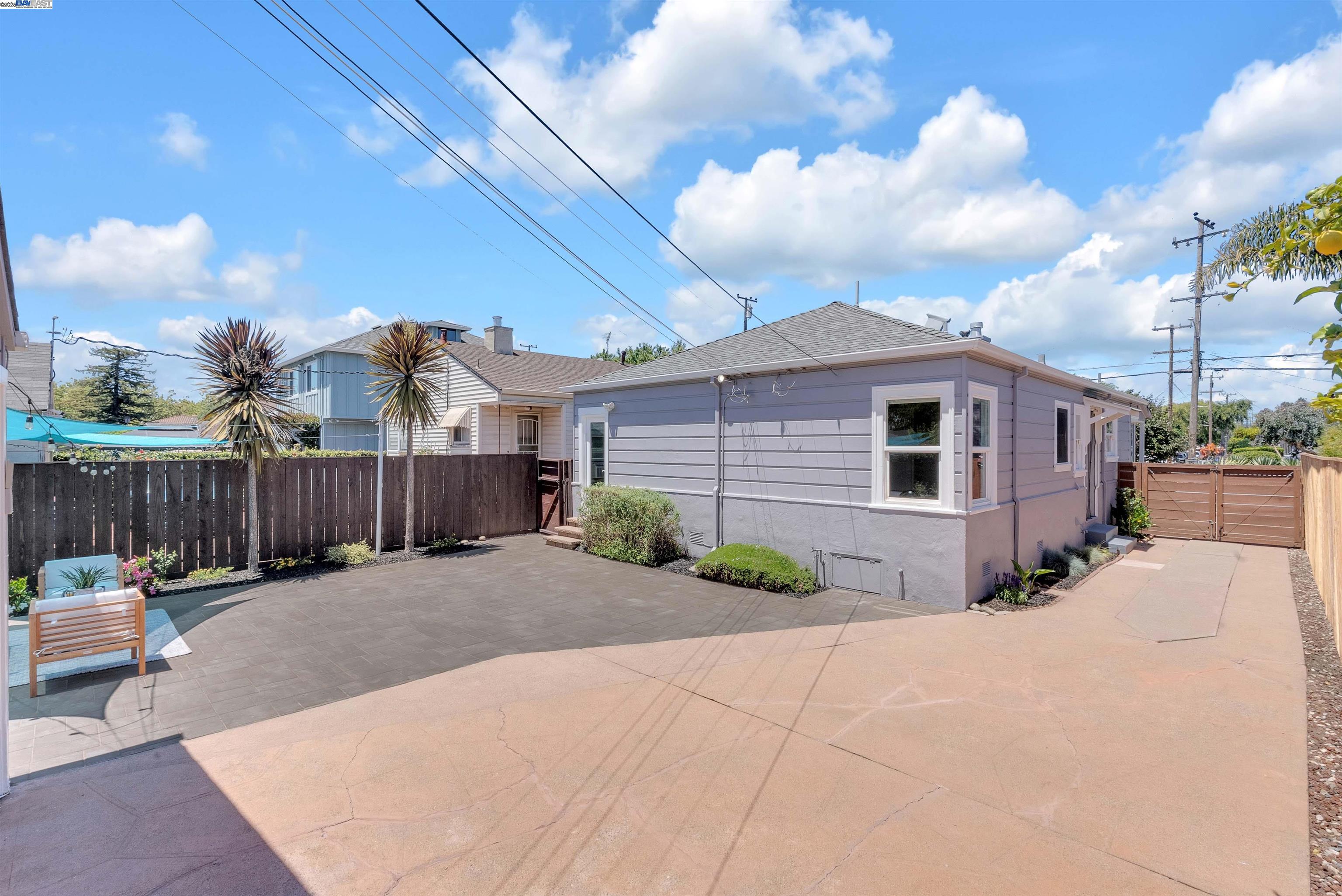 Detail Gallery Image 35 of 39 For 401 Dolores Ave, San Leandro,  CA 94577 - 2 Beds | 1 Baths