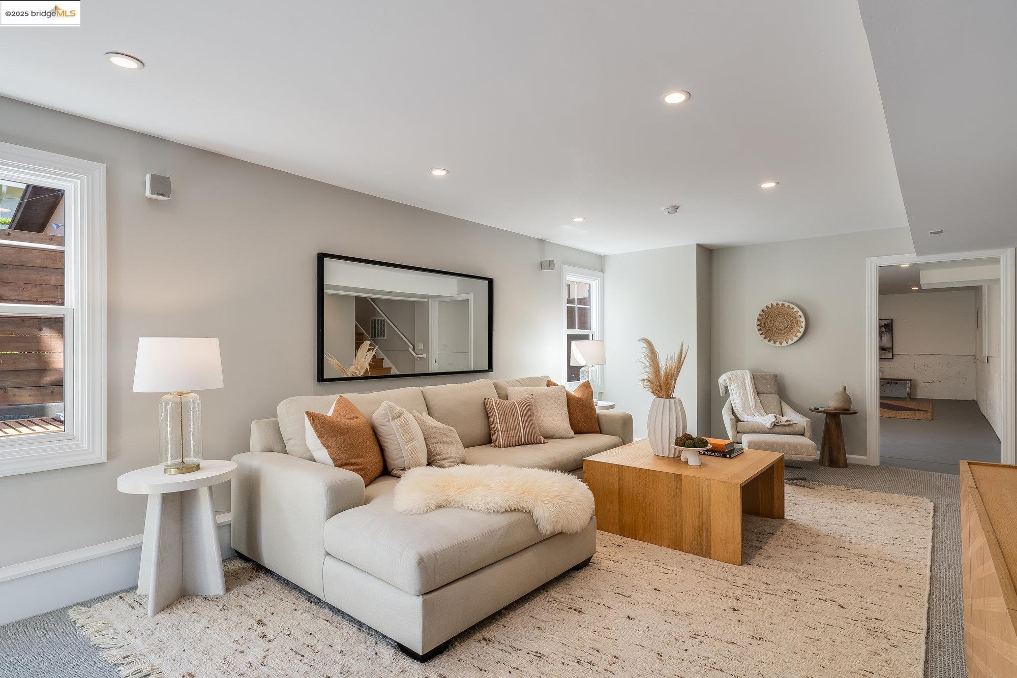 Detail Gallery Image 31 of 45 For 4626 San Sebastian Ave, Oakland,  CA 94602 - 4 Beds | 2 Baths