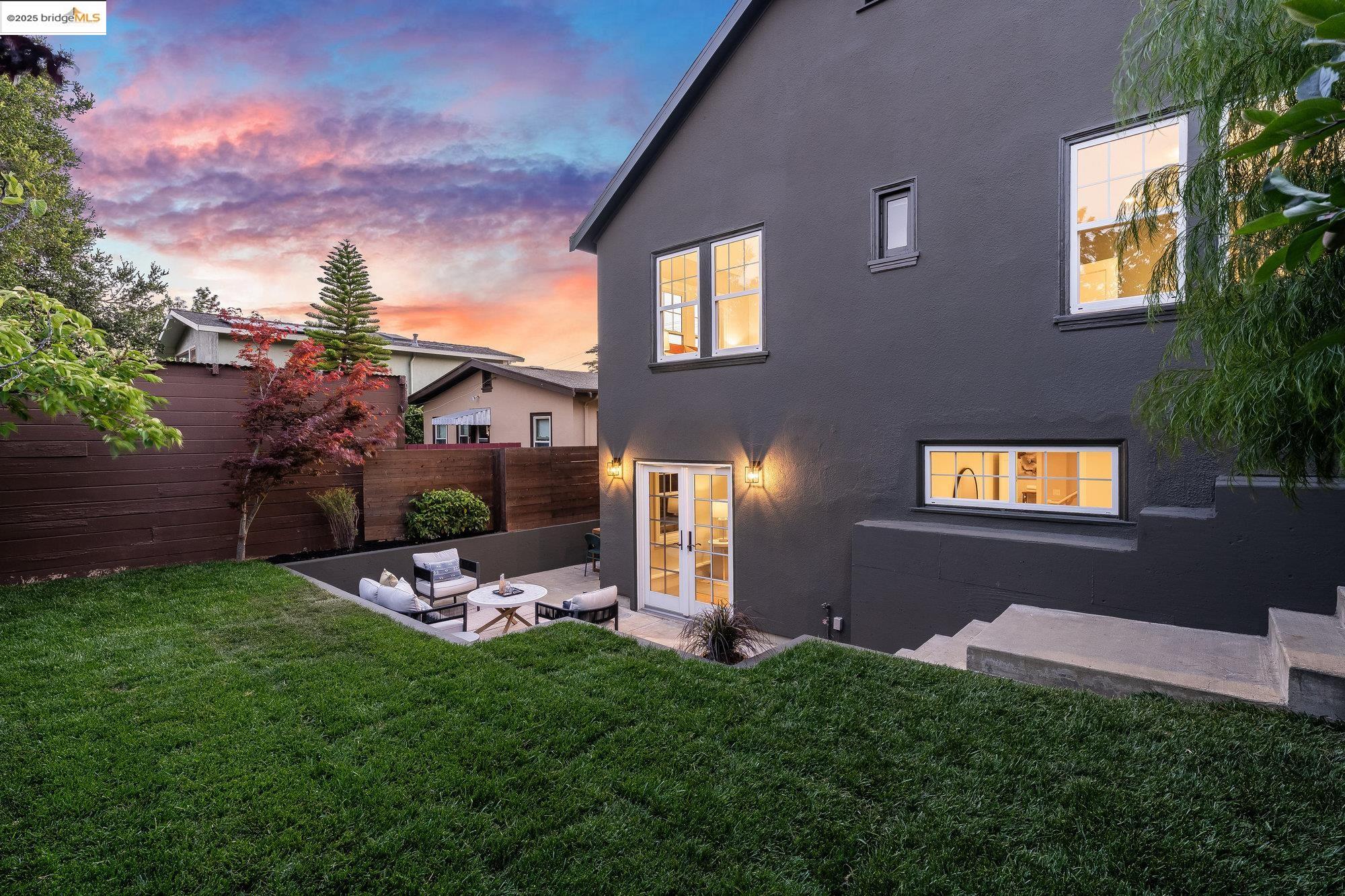 Detail Gallery Image 42 of 45 For 4626 San Sebastian Ave, Oakland,  CA 94602 - 4 Beds | 2 Baths