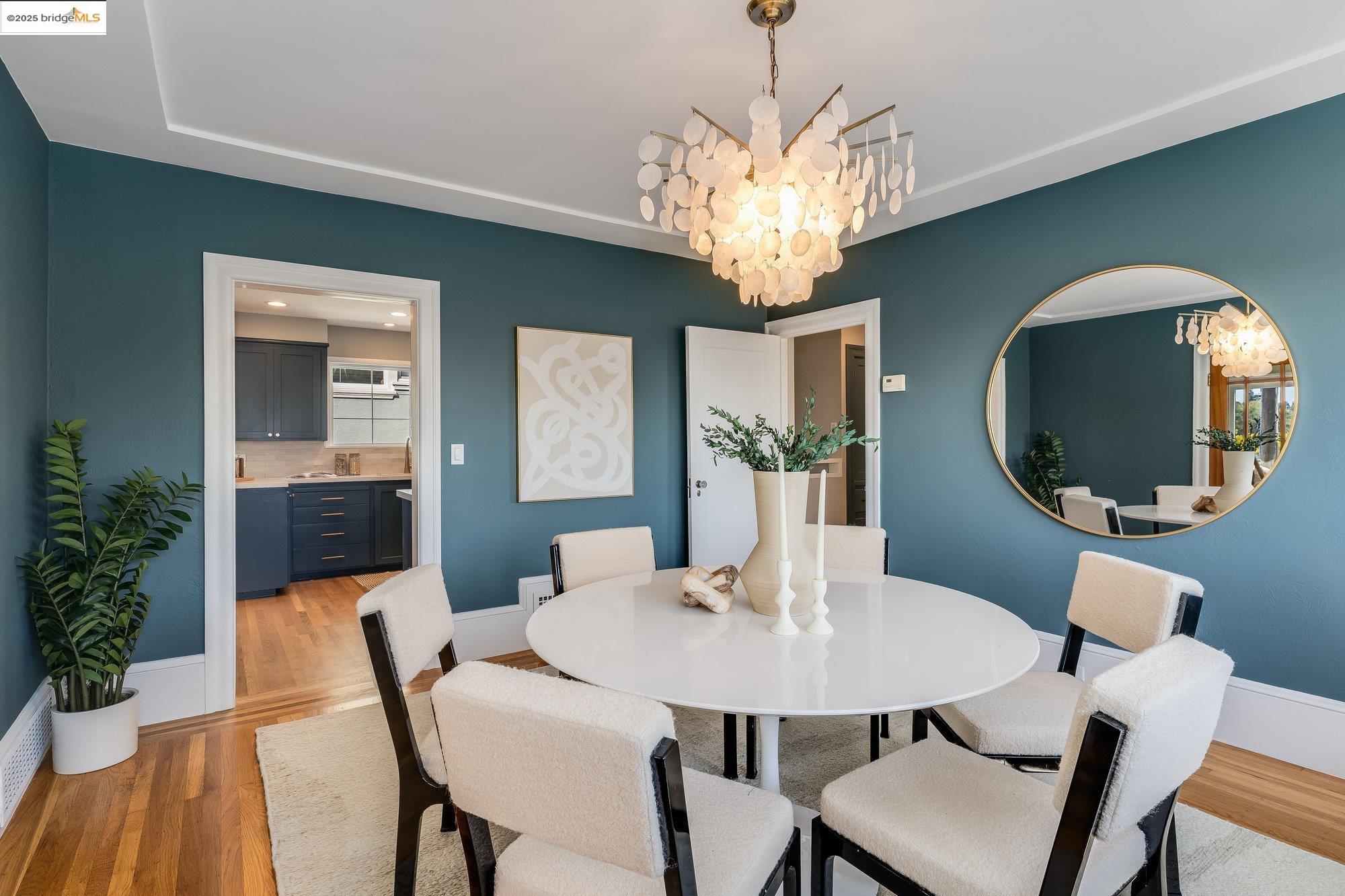 Detail Gallery Image 8 of 45 For 4626 San Sebastian Ave, Oakland,  CA 94602 - 4 Beds | 2 Baths