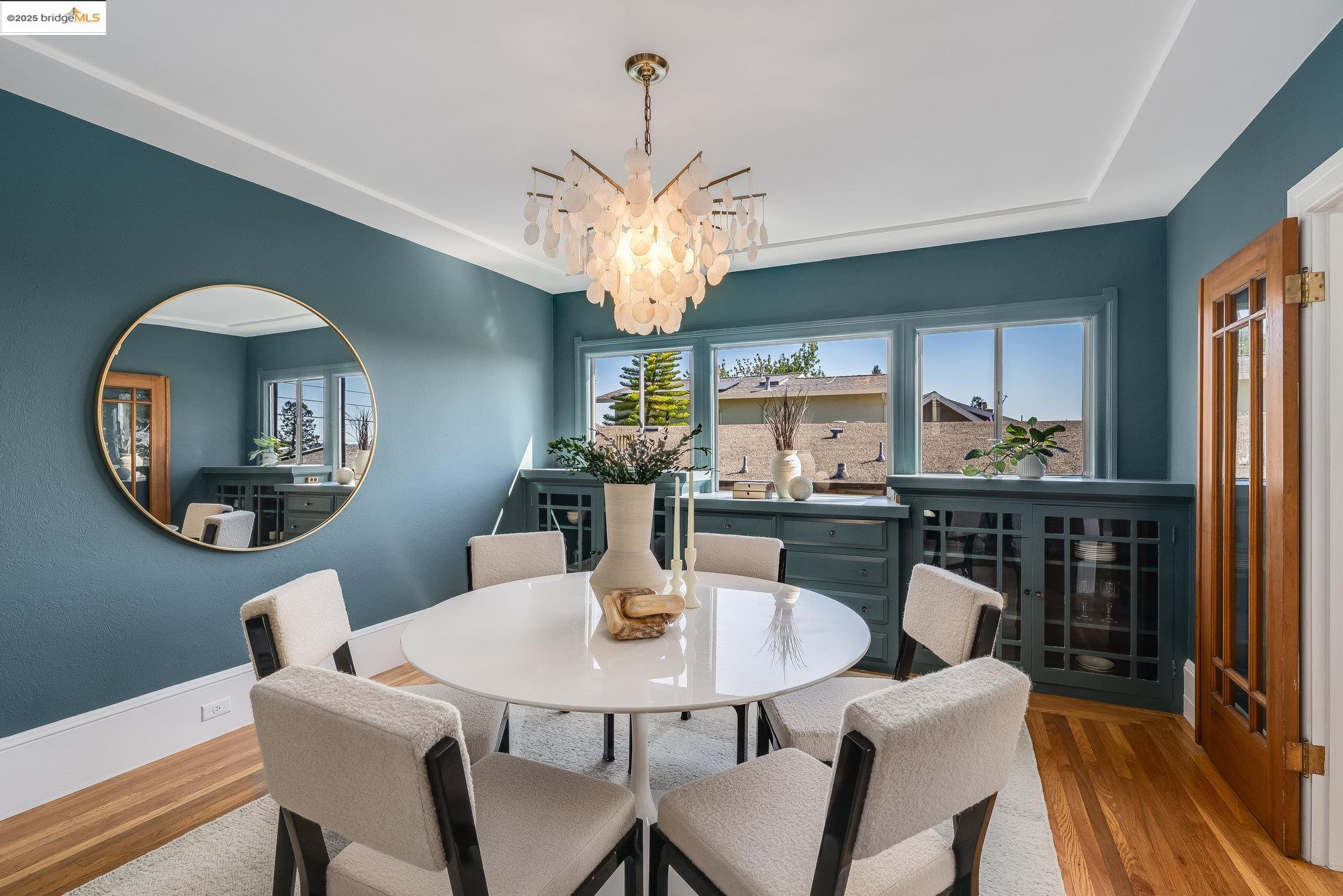 Detail Gallery Image 9 of 45 For 4626 San Sebastian Ave, Oakland,  CA 94602 - 4 Beds | 2 Baths