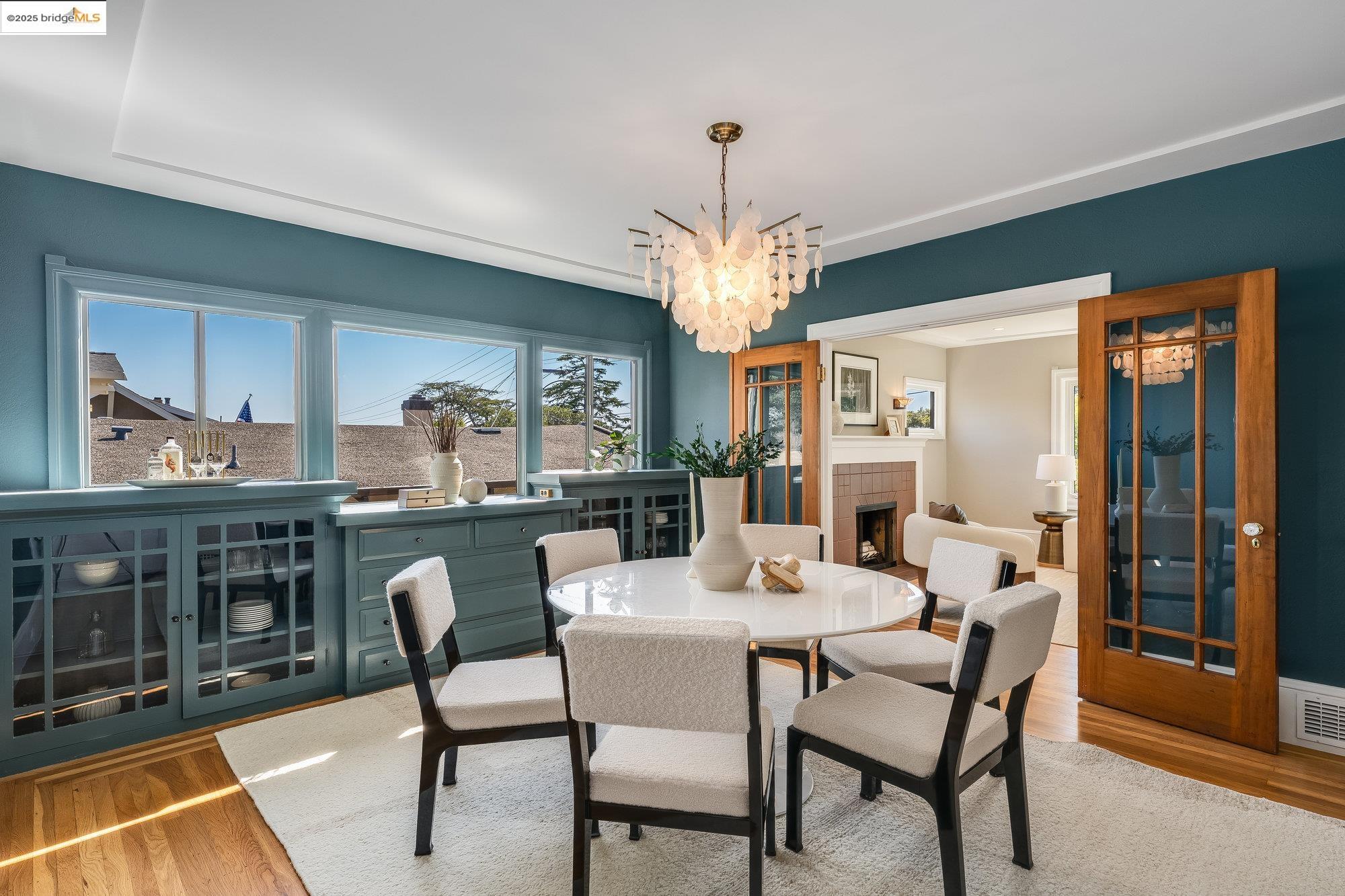 Detail Gallery Image 10 of 45 For 4626 San Sebastian Ave, Oakland,  CA 94602 - 4 Beds | 2 Baths