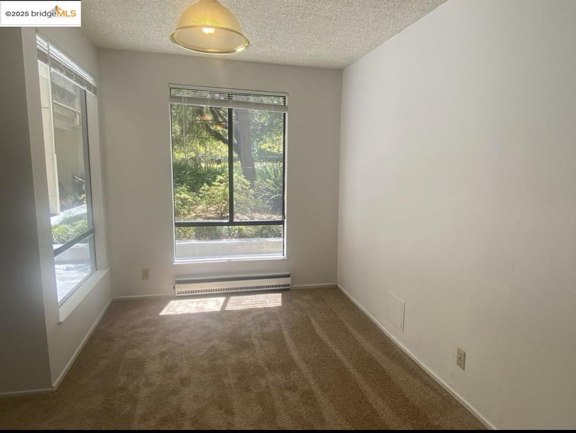 Detail Gallery Image 11 of 28 For 4 Admiral Dr #B233,  Emeryville,  CA 94608 - 1 Beds | 1 Baths