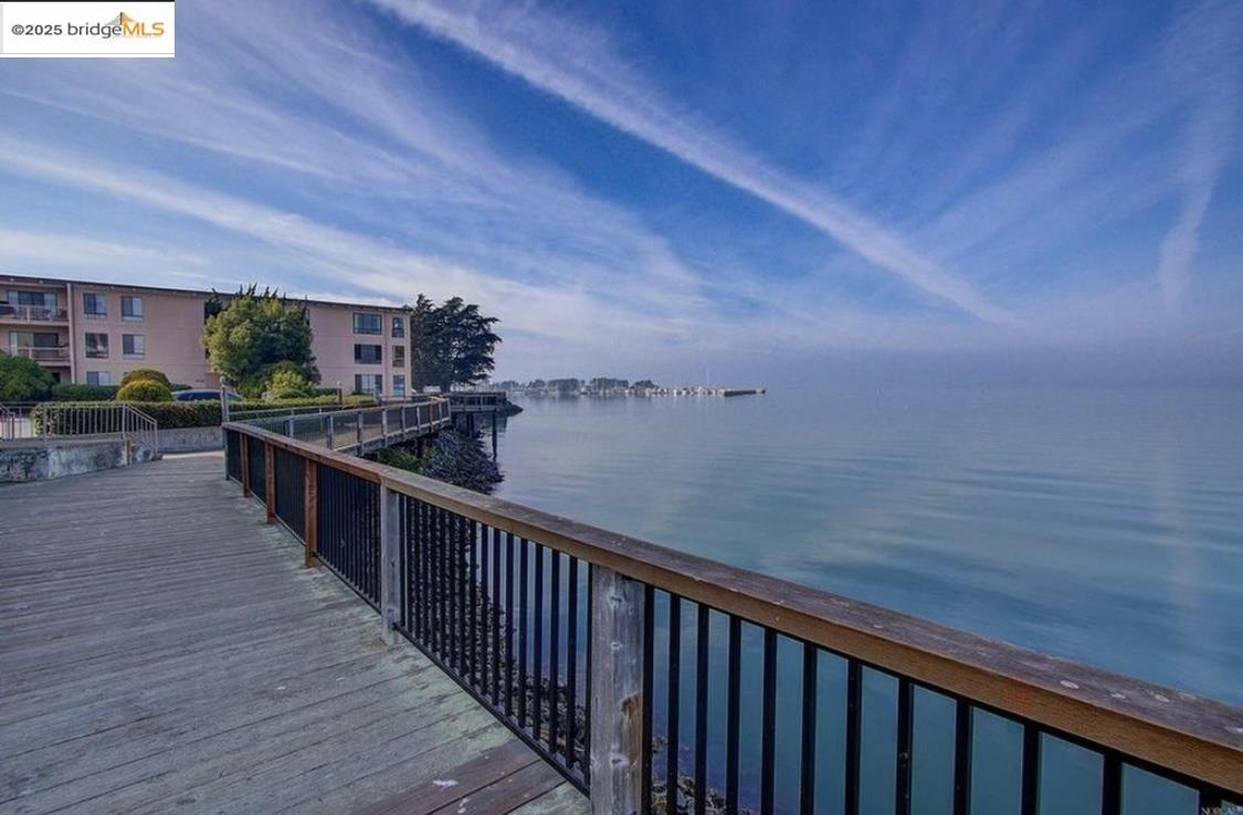 Detail Gallery Image 20 of 28 For 4 Admiral Dr #B233,  Emeryville,  CA 94608 - 1 Beds | 1 Baths