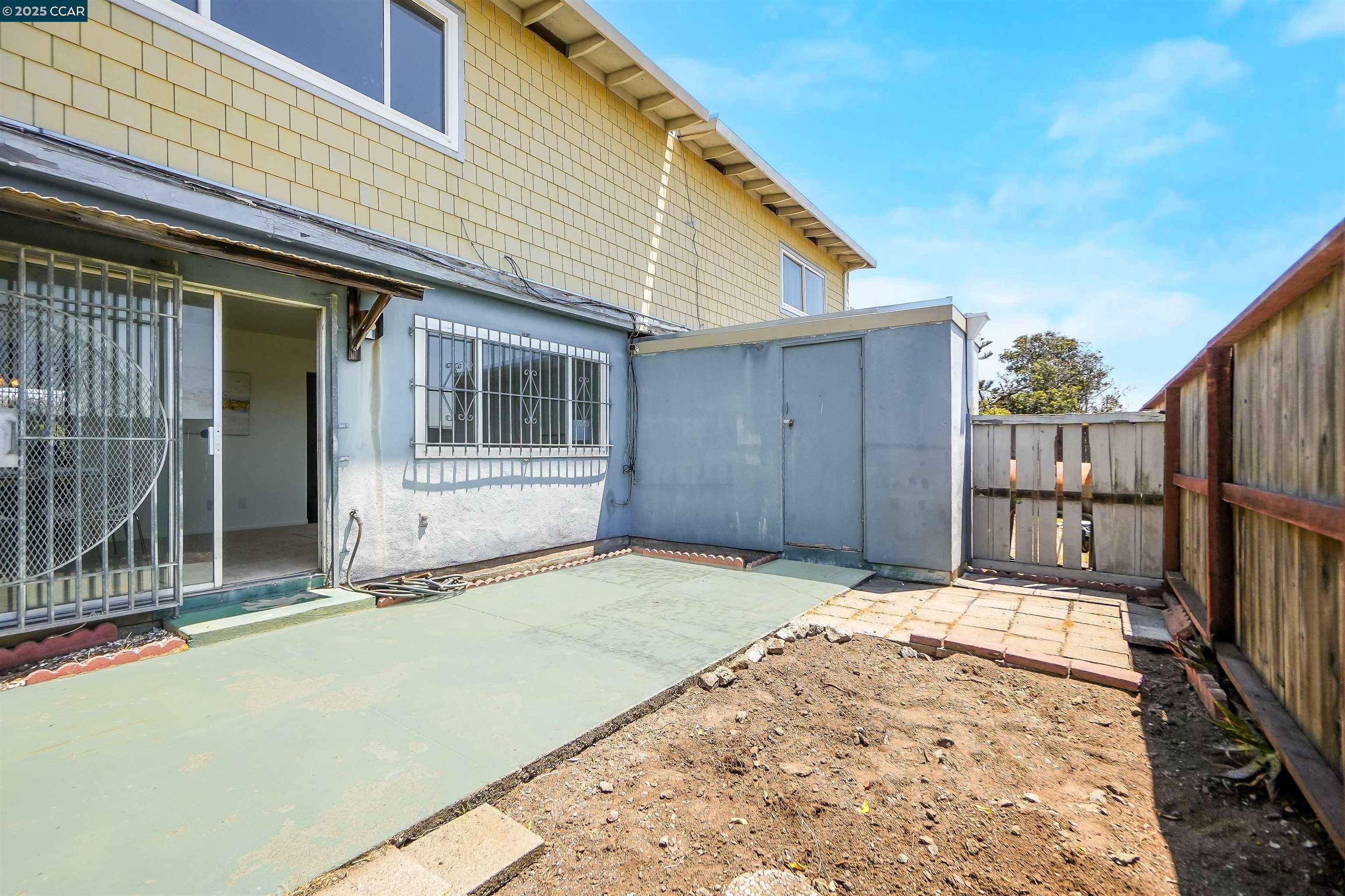 Detail Gallery Image 21 of 50 For 137 Nautilus Ct #82,  San Francisco,  CA 94124 - 3 Beds | 3 Baths