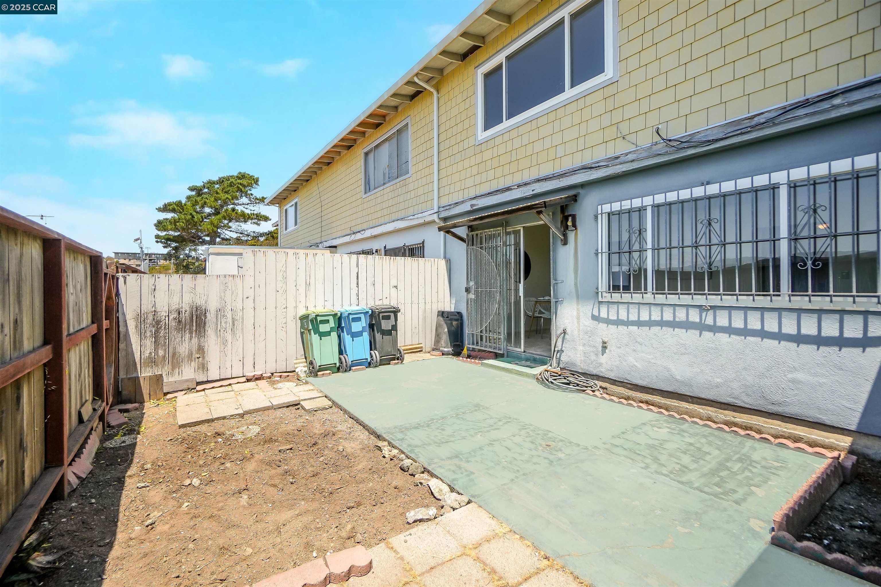 Detail Gallery Image 22 of 50 For 137 Nautilus Ct #82,  San Francisco,  CA 94124 - 3 Beds | 3 Baths