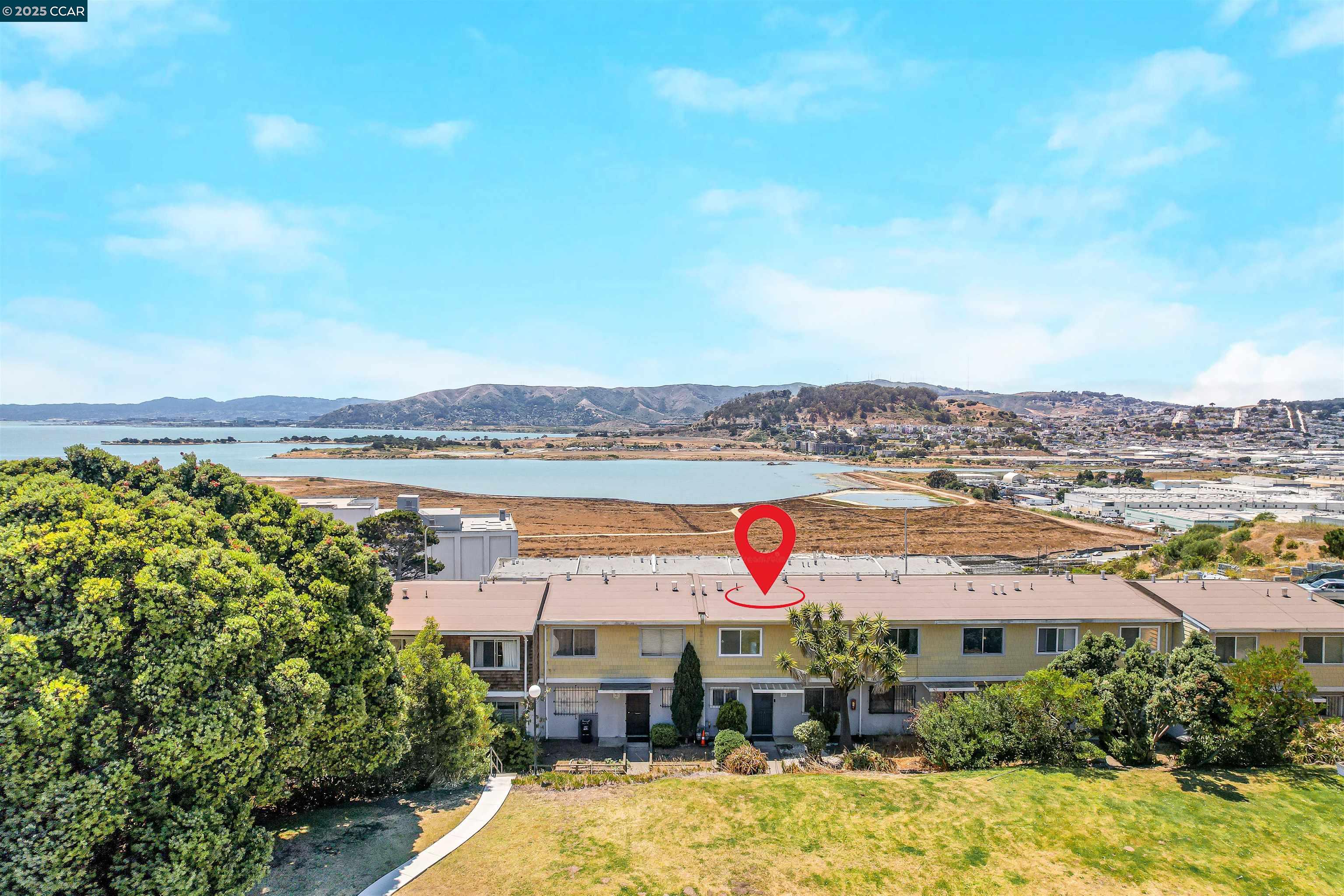 Detail Gallery Image 38 of 50 For 137 Nautilus Ct #82,  San Francisco,  CA 94124 - 3 Beds | 3 Baths