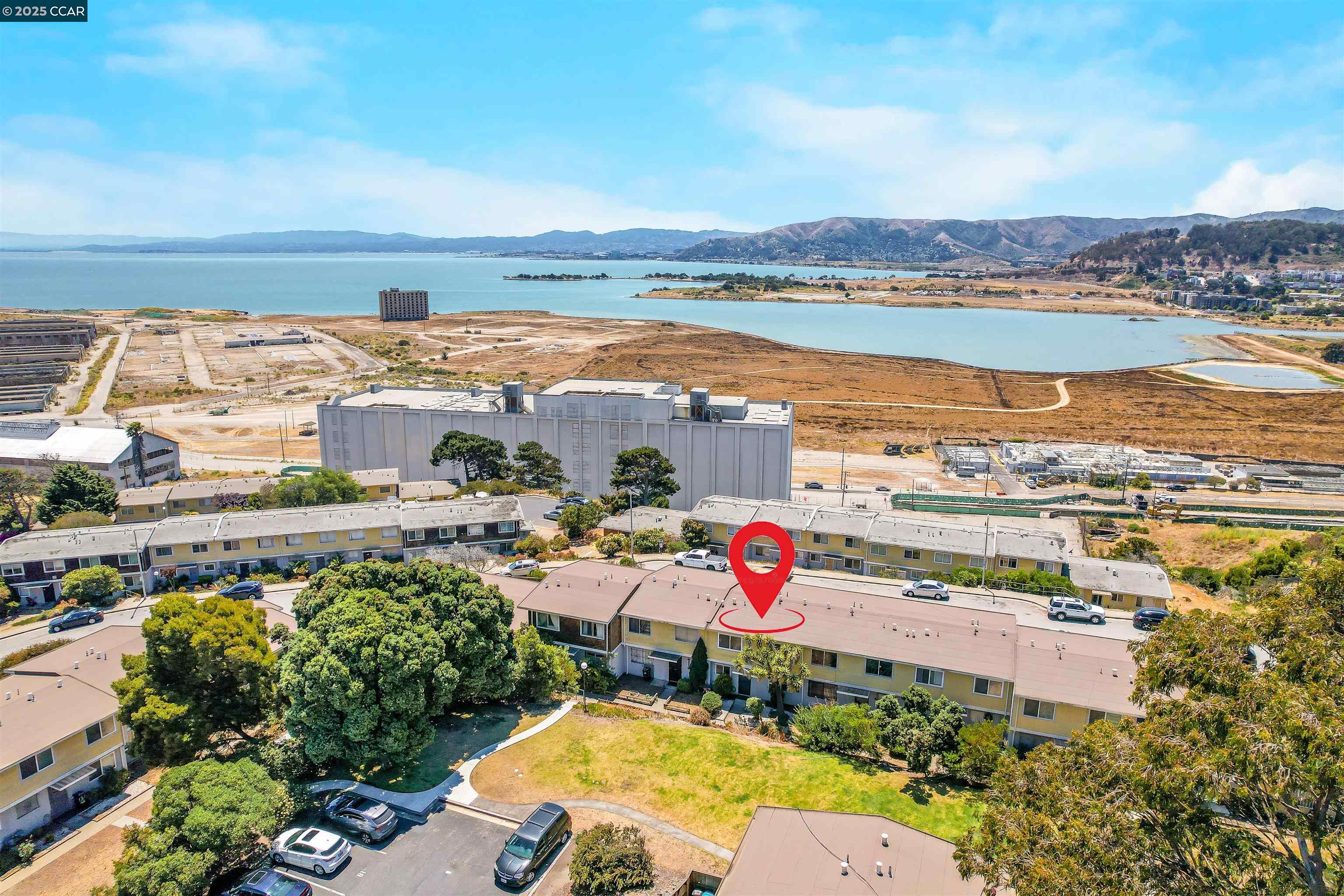 Detail Gallery Image 40 of 50 For 137 Nautilus Ct #82,  San Francisco,  CA 94124 - 3 Beds | 3 Baths