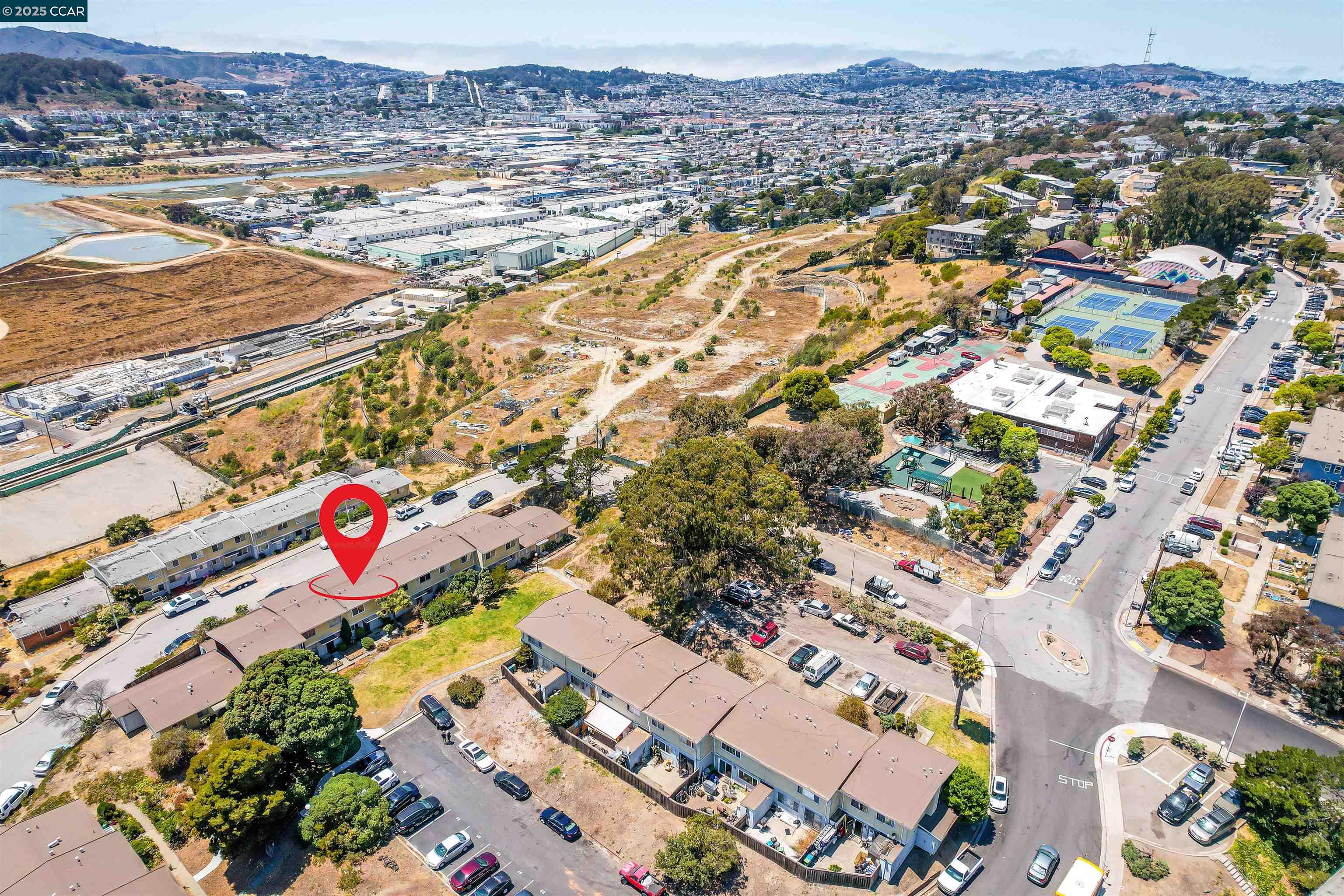 Detail Gallery Image 42 of 50 For 137 Nautilus Ct #82,  San Francisco,  CA 94124 - 3 Beds | 3 Baths