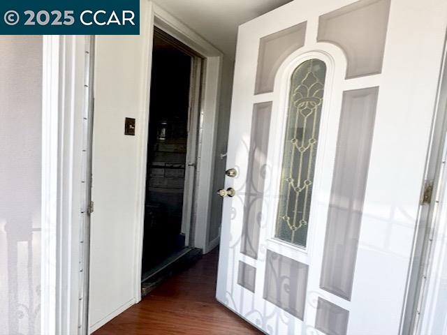 Detail Gallery Image 2 of 28 For 786 Colby St, San Francisco,  CA 94134 - 4 Beds | 2 Baths