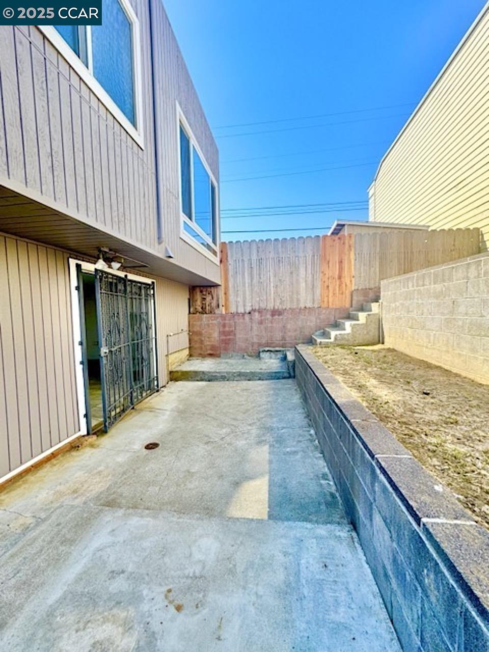 Detail Gallery Image 27 of 28 For 786 Colby St, San Francisco,  CA 94134 - 4 Beds | 2 Baths