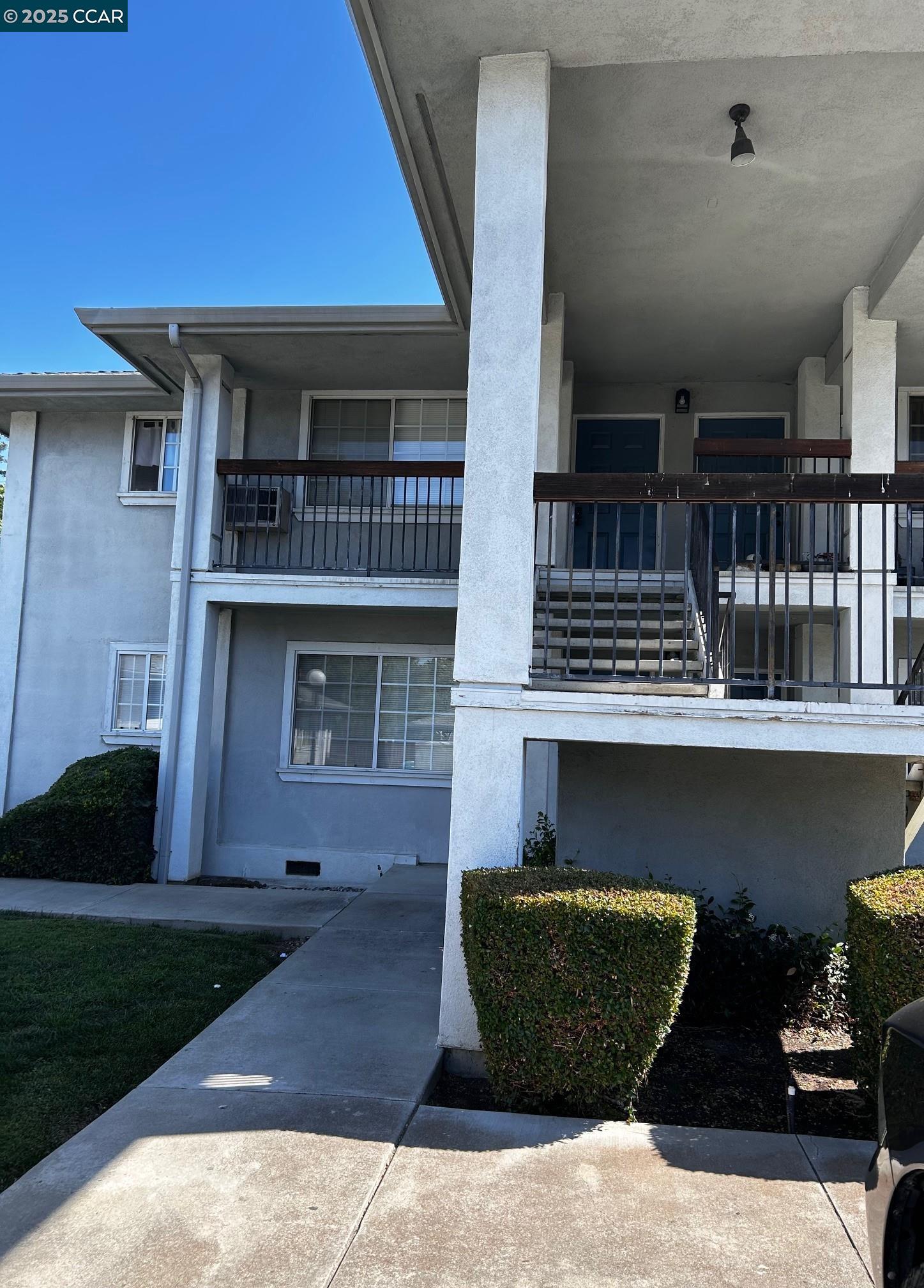 Detail Gallery Image 1 of 1 For 68 Peters Ave #6,  Pleasanton,  CA 94566 - 1 Beds | 1 Baths