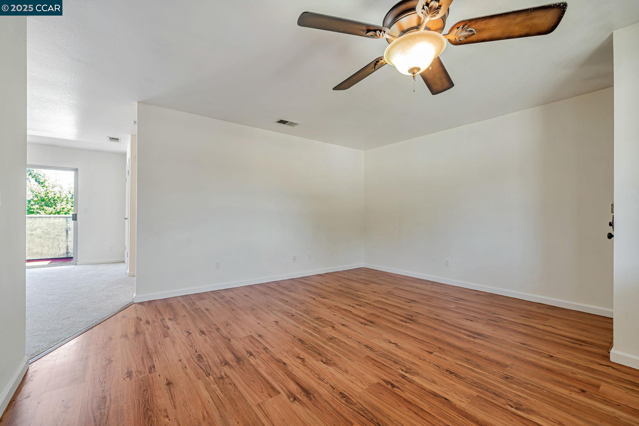 Photo #14: 41104929 Listing: Photo #14