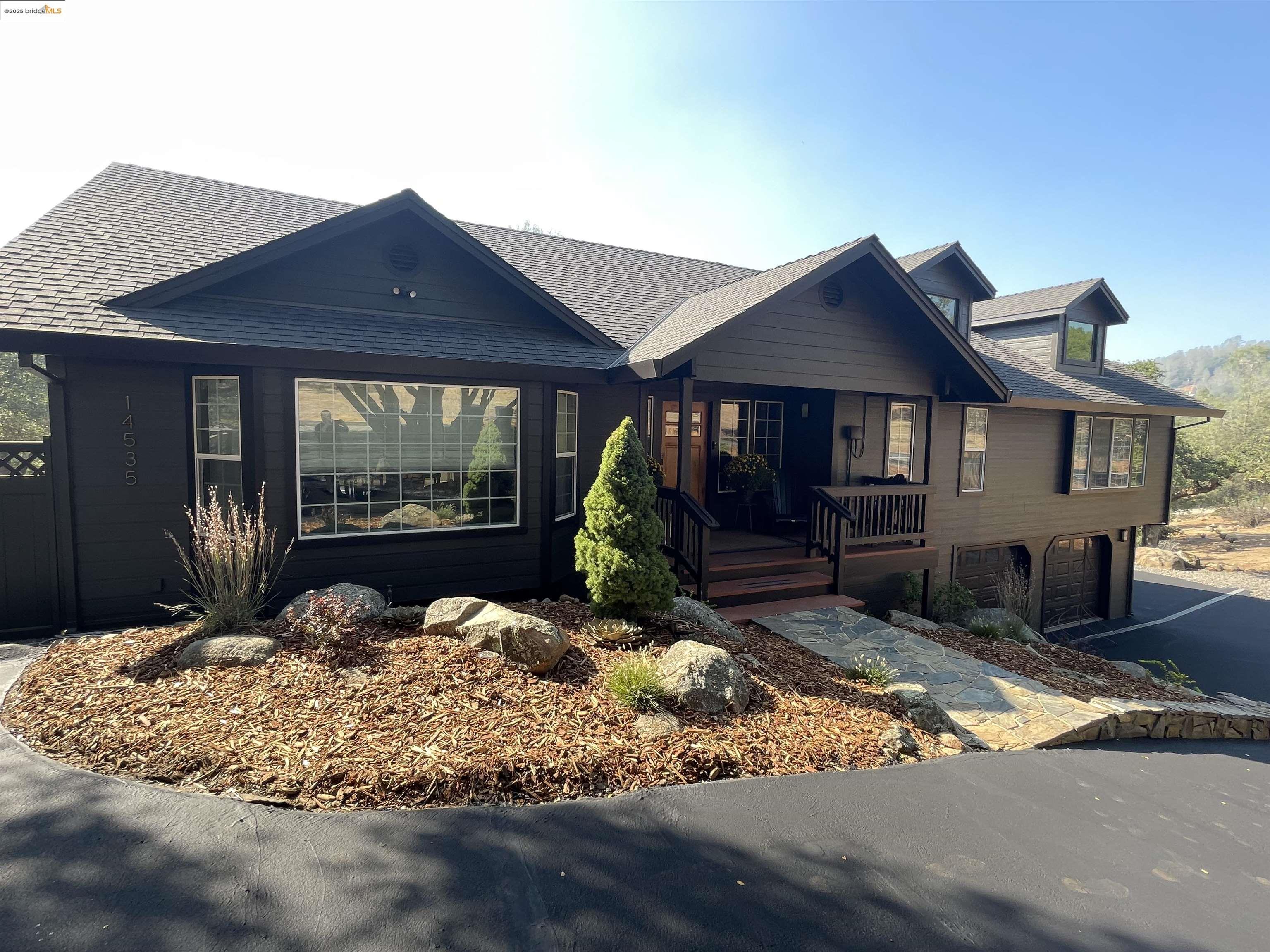 Detail Gallery Image 1 of 60 For 14535 Lake Vista Drive, Sonora,  CA 95370-9693 - 2 Beds | 2/2 Baths