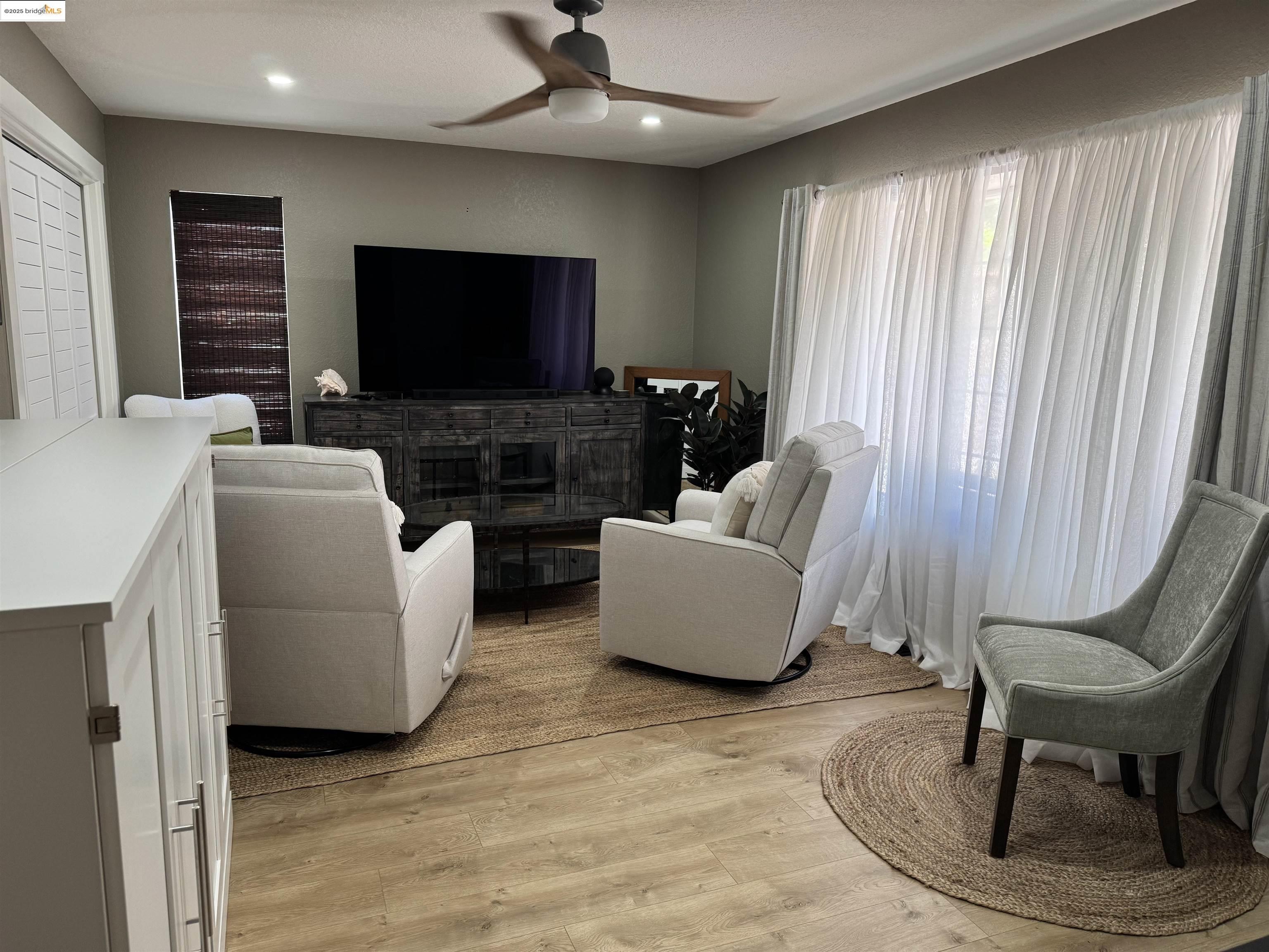Detail Gallery Image 35 of 60 For 14535 Lake Vista Drive, Sonora,  CA 95370-9693 - 2 Beds | 2/2 Baths