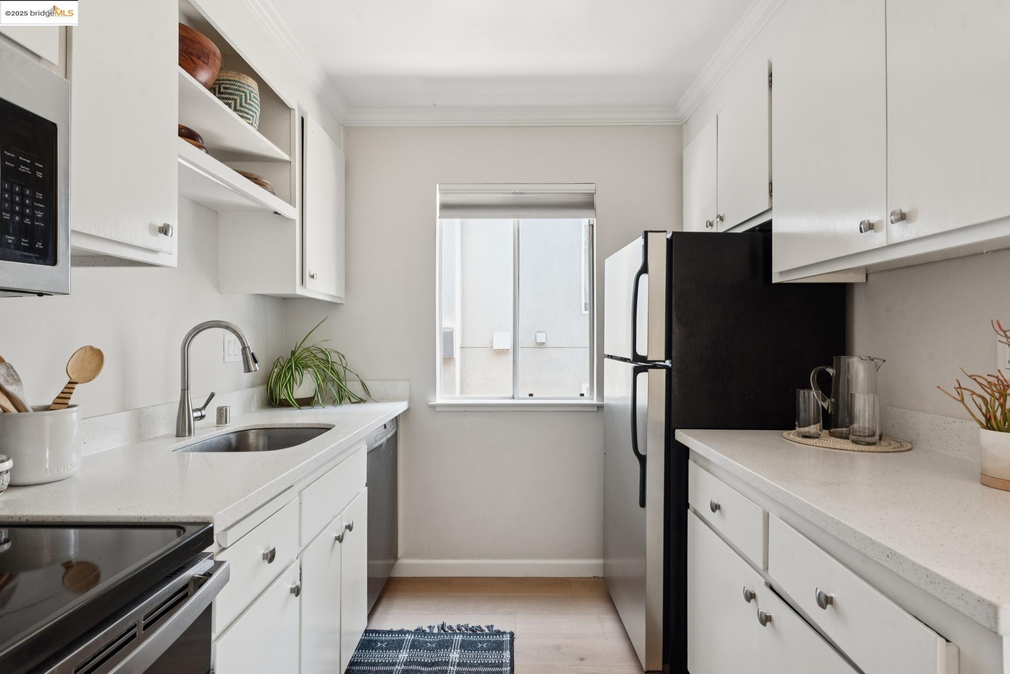 Detail Gallery Image 14 of 33 For 407 Orange St. #410,  Oakland,  CA 94610 - 1 Beds | 1 Baths