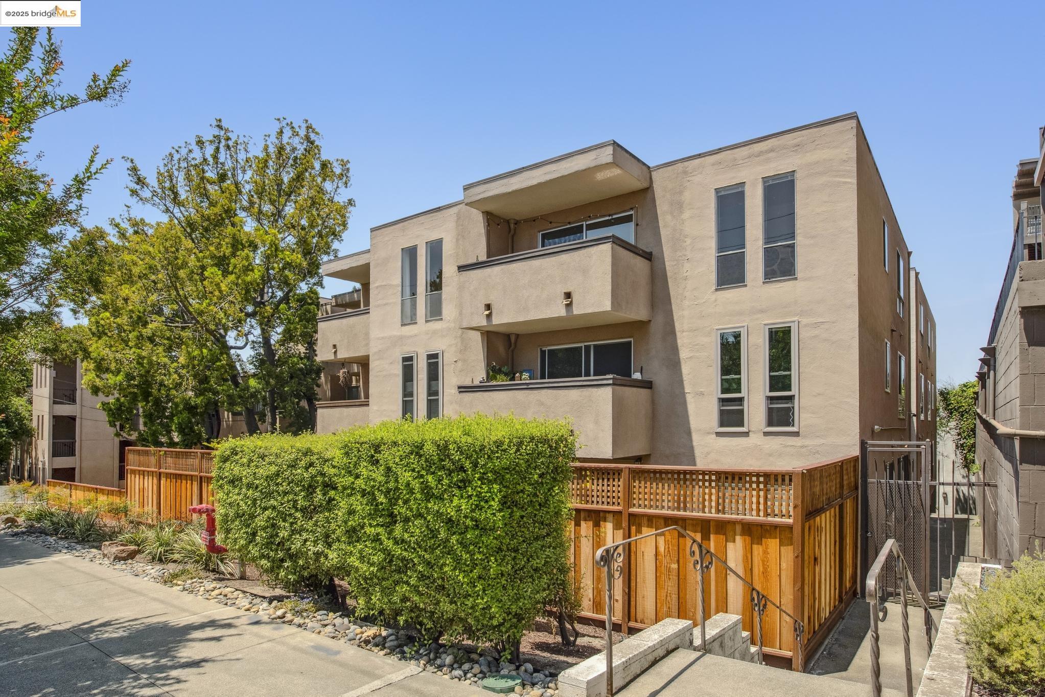 Detail Gallery Image 31 of 33 For 407 Orange St. #410,  Oakland,  CA 94610 - 1 Beds | 1 Baths