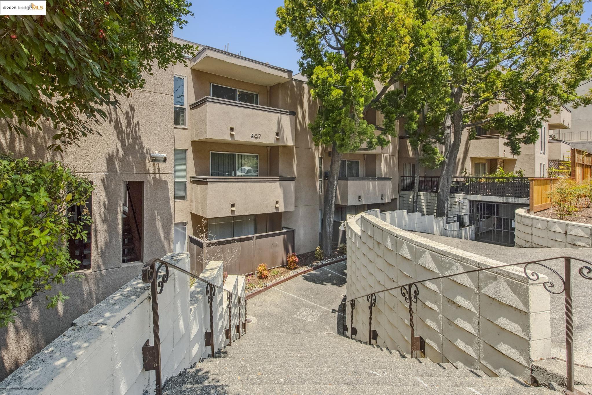 Detail Gallery Image 32 of 33 For 407 Orange St. #410,  Oakland,  CA 94610 - 1 Beds | 1 Baths