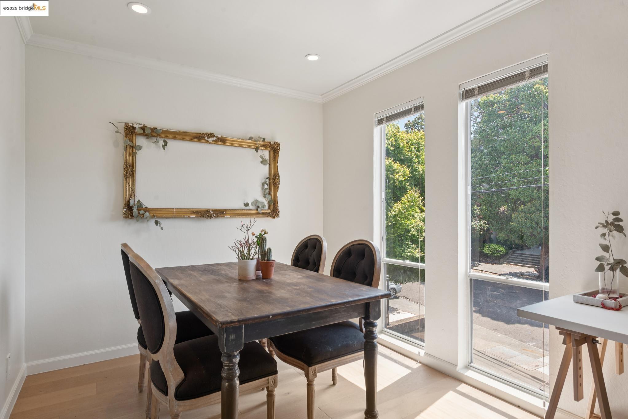Detail Gallery Image 9 of 33 For 407 Orange St. #410,  Oakland,  CA 94610 - 1 Beds | 1 Baths