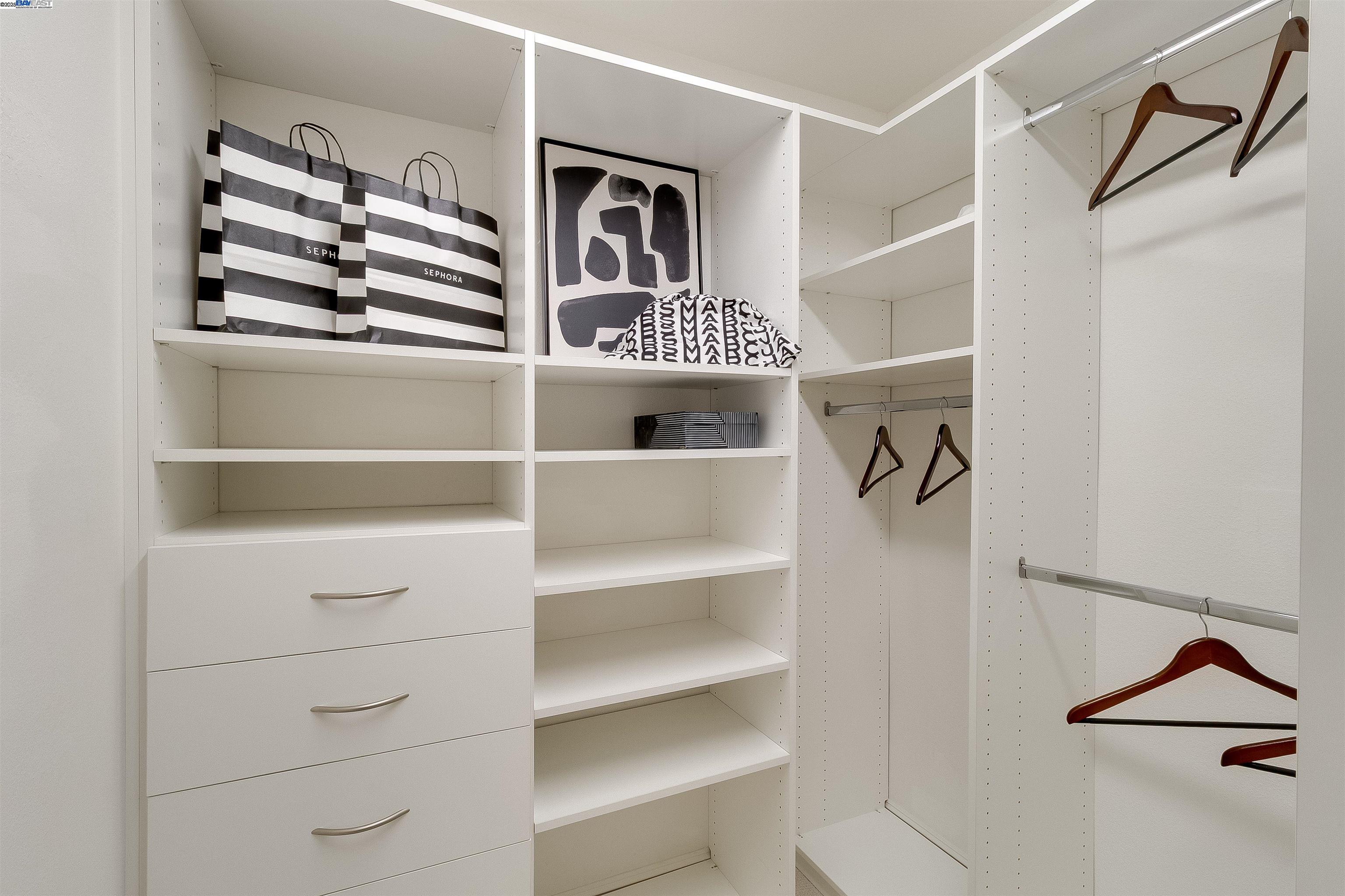Detail Gallery Image 33 of 38 For 3387 Brittan Ave #9,  San Carlos,  CA 94070 - 3 Beds | 2 Baths