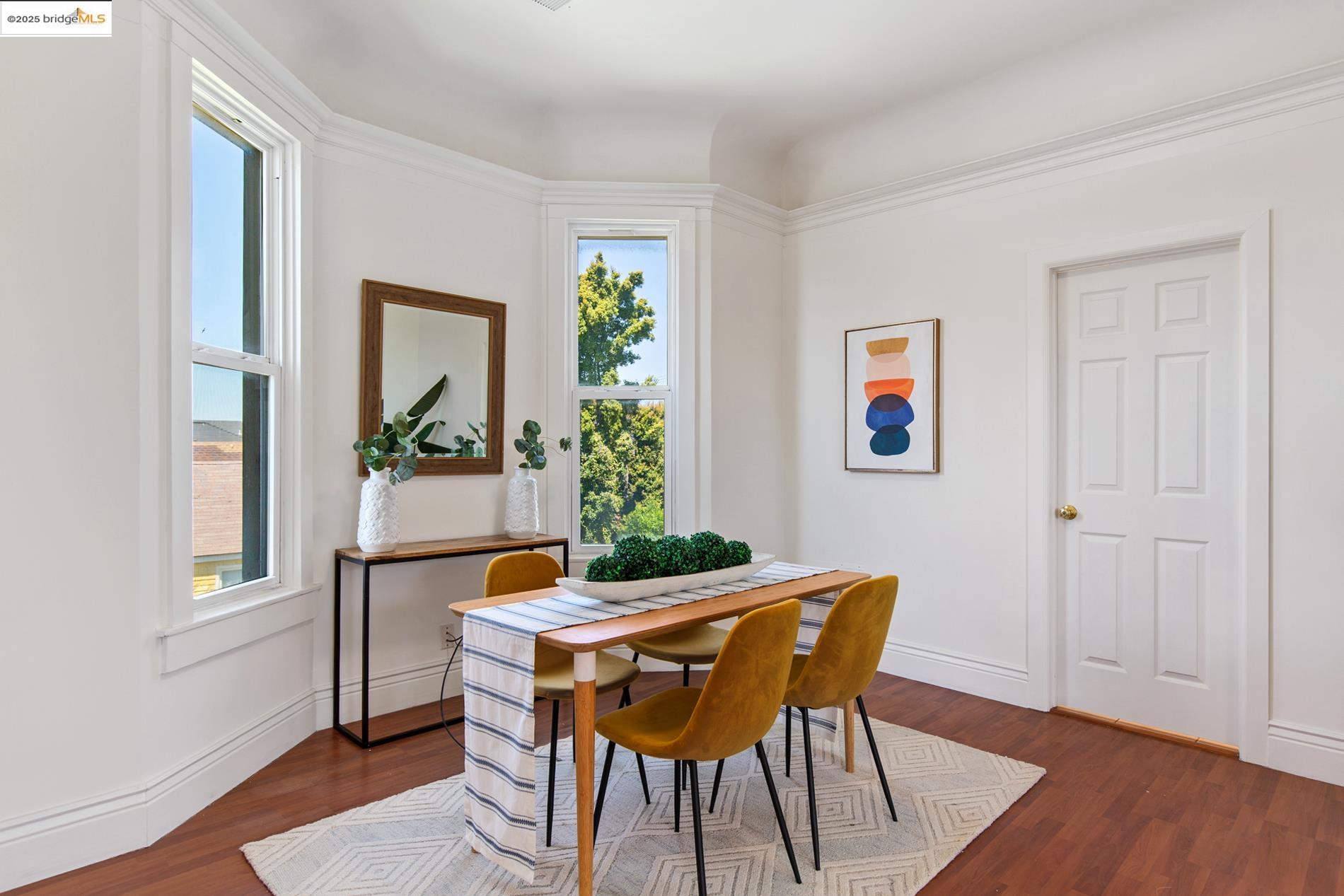 Detail Gallery Image 11 of 26 For 660 24th St, Oakland,  CA 94612 - – Beds | – Baths