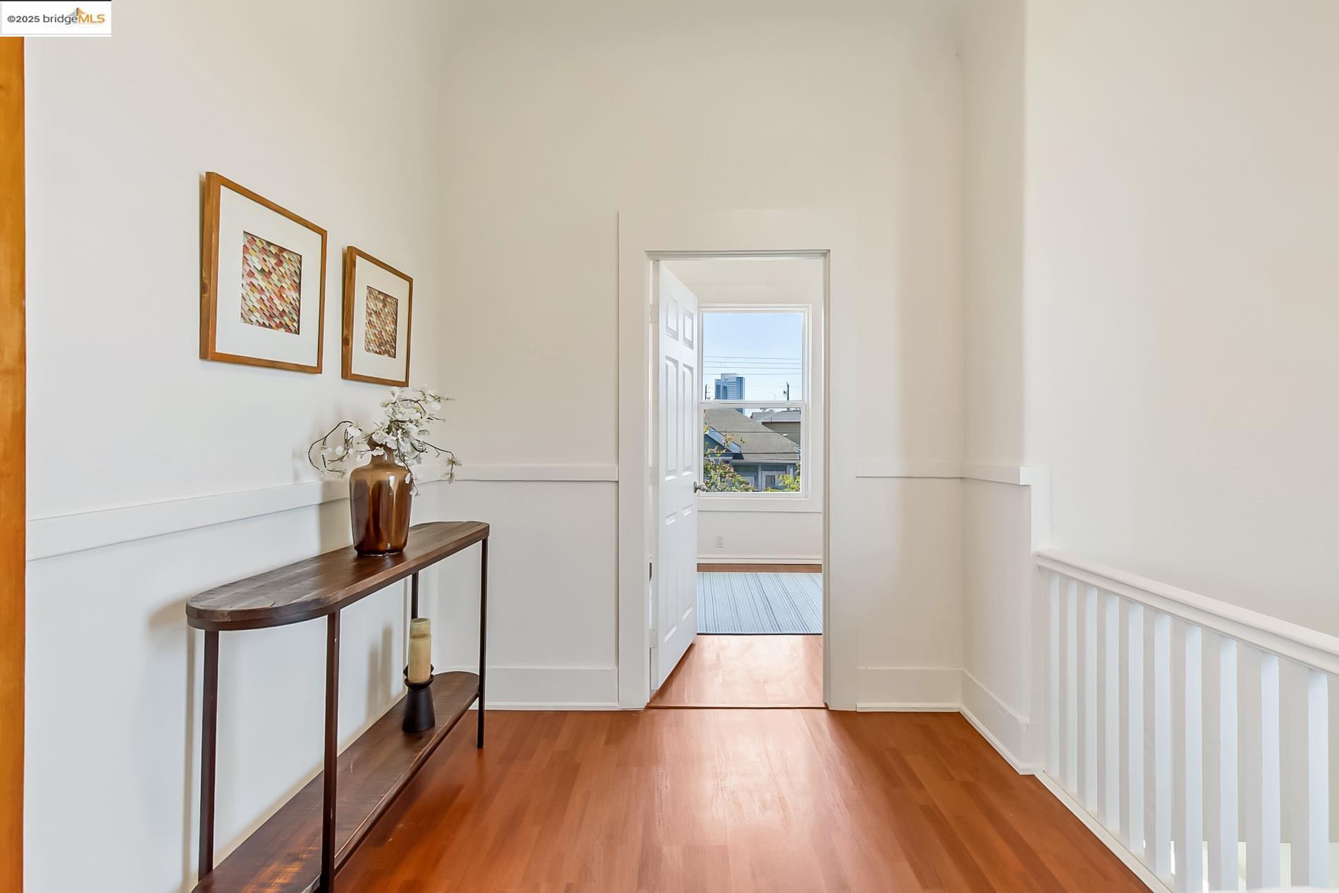 Detail Gallery Image 13 of 26 For 660 24th St, Oakland,  CA 94612 - – Beds | – Baths