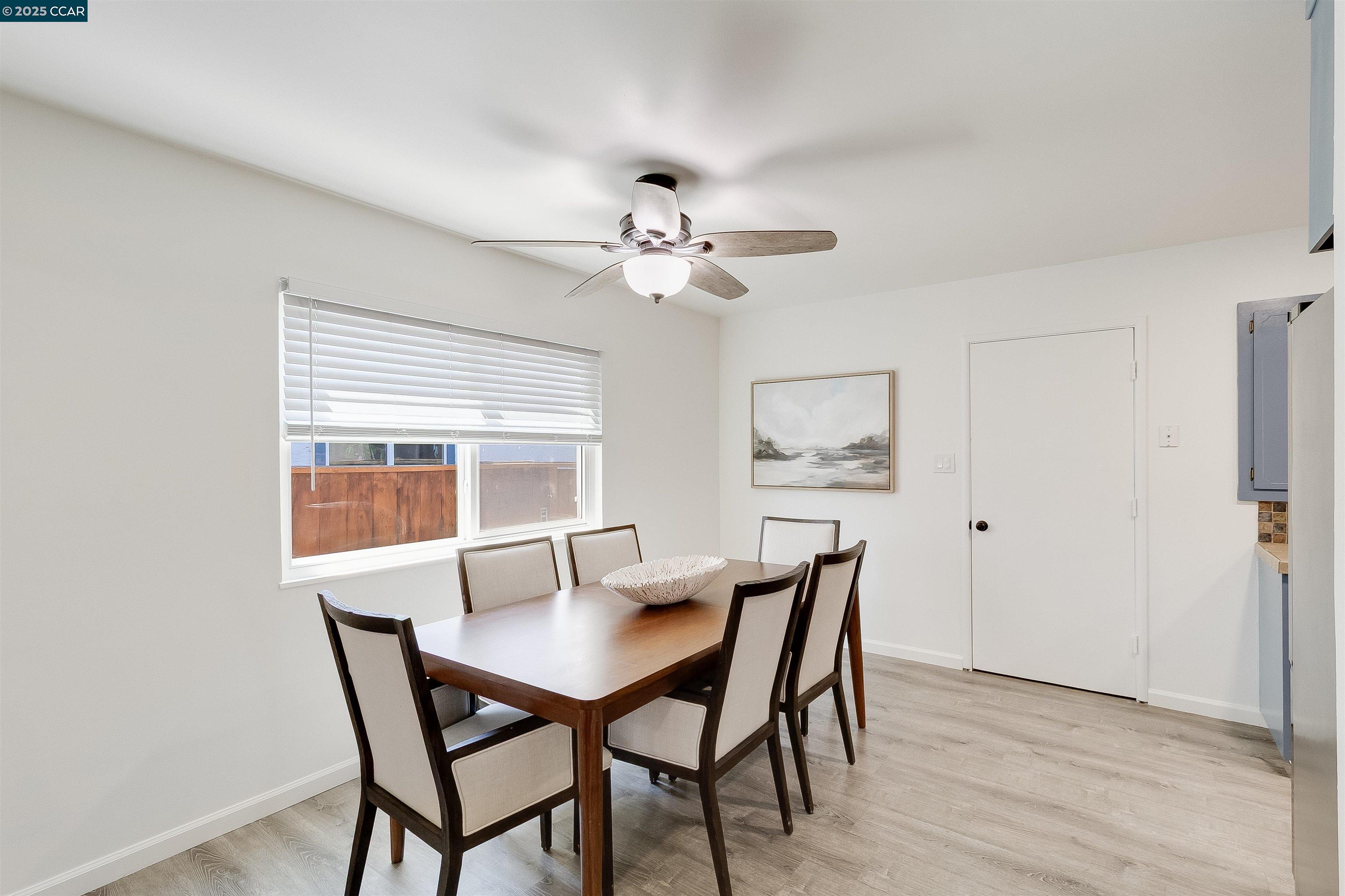 Detail Gallery Image 17 of 55 For 3570 Dumbarton St, Concord,  CA 94519 - 4 Beds | 2 Baths