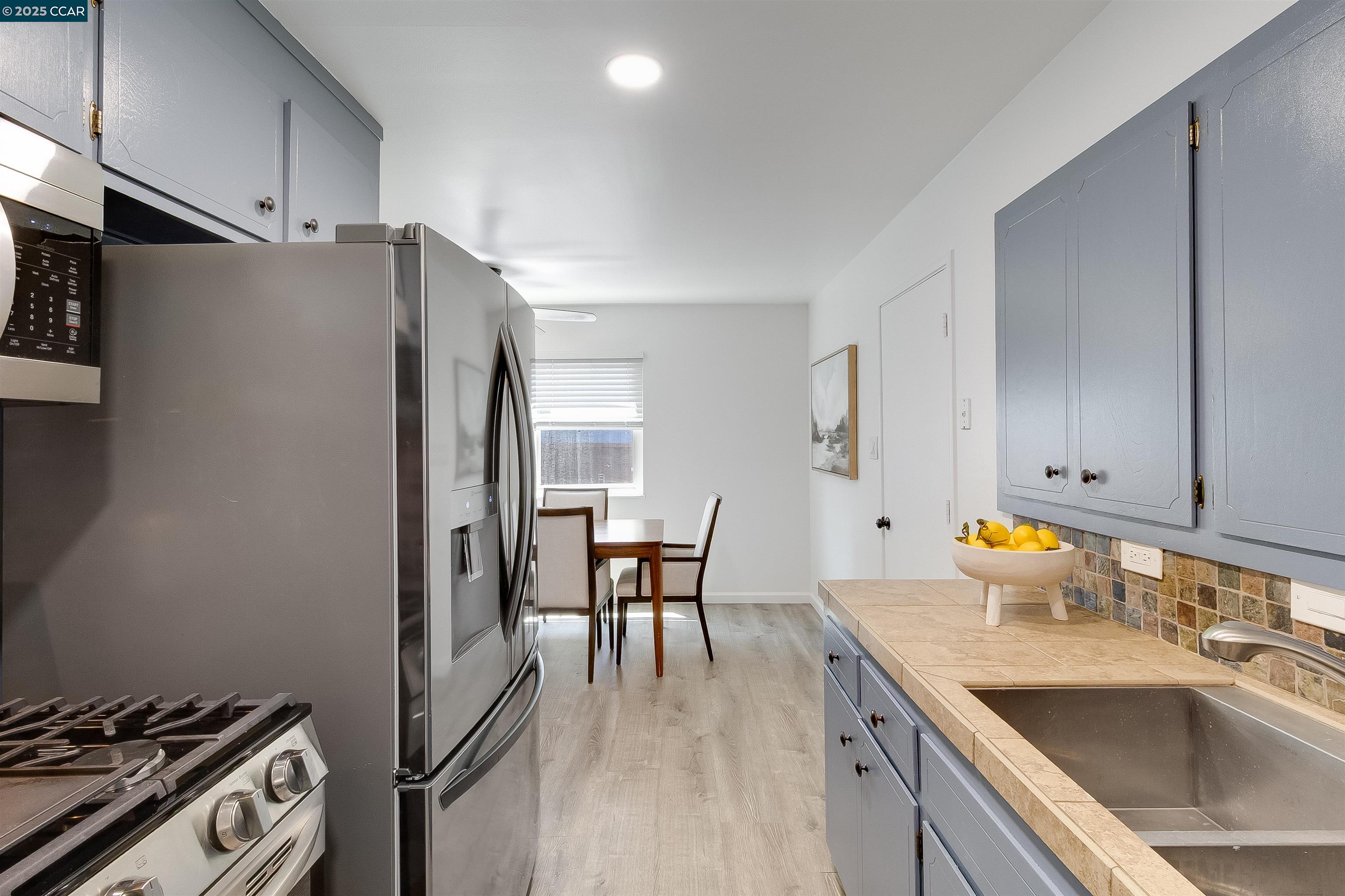 Detail Gallery Image 19 of 55 For 3570 Dumbarton St, Concord,  CA 94519 - 4 Beds | 2 Baths