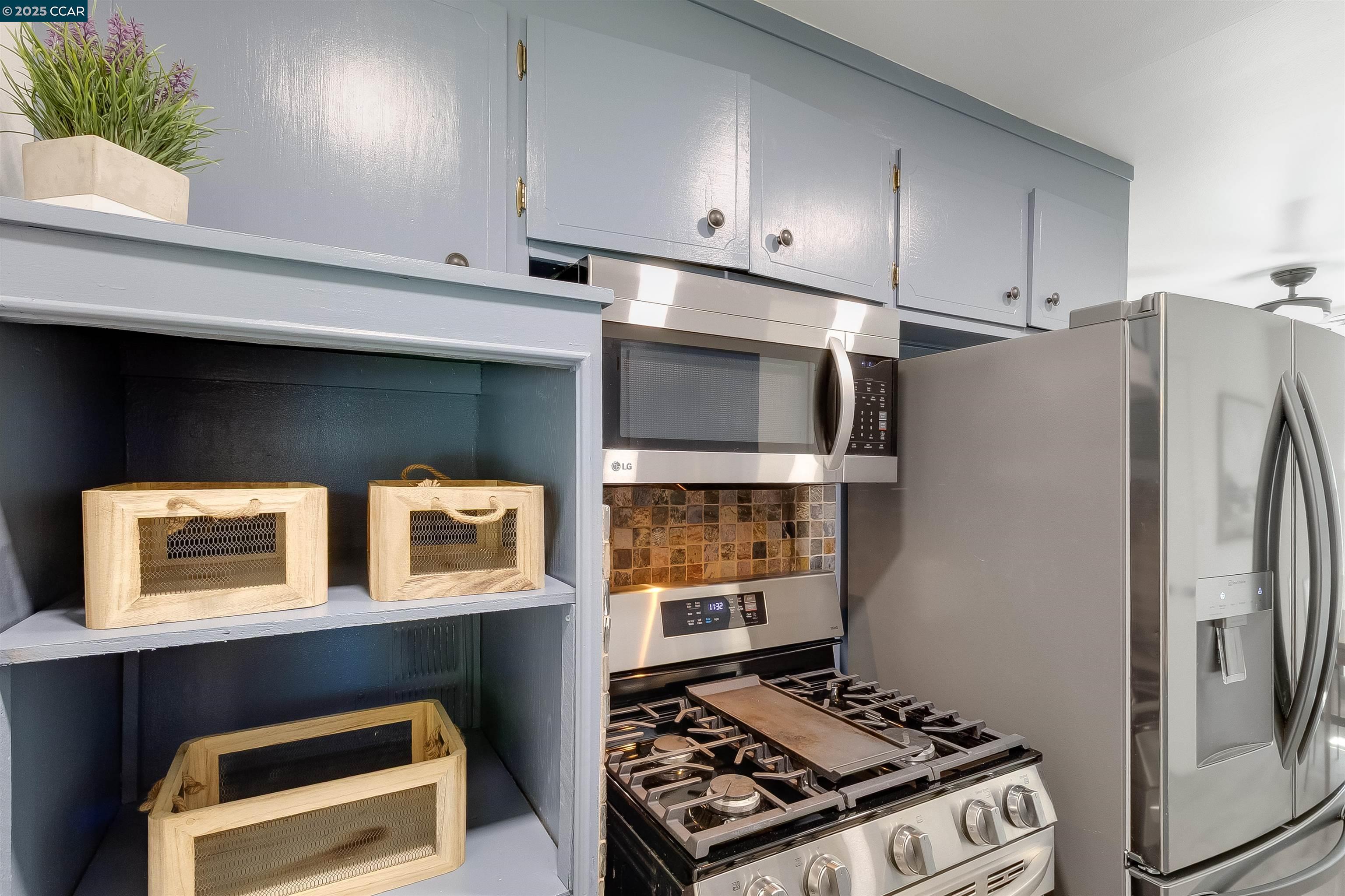 Detail Gallery Image 20 of 55 For 3570 Dumbarton St, Concord,  CA 94519 - 4 Beds | 2 Baths