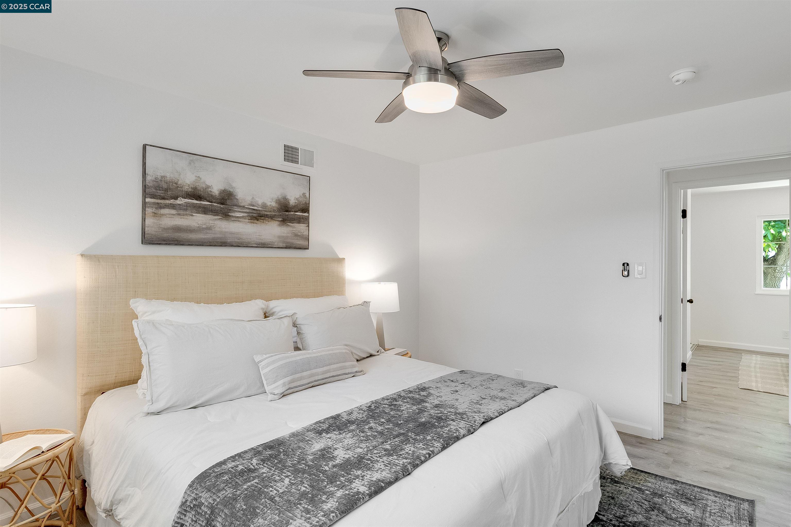 Detail Gallery Image 34 of 55 For 3570 Dumbarton St, Concord,  CA 94519 - 4 Beds | 2 Baths