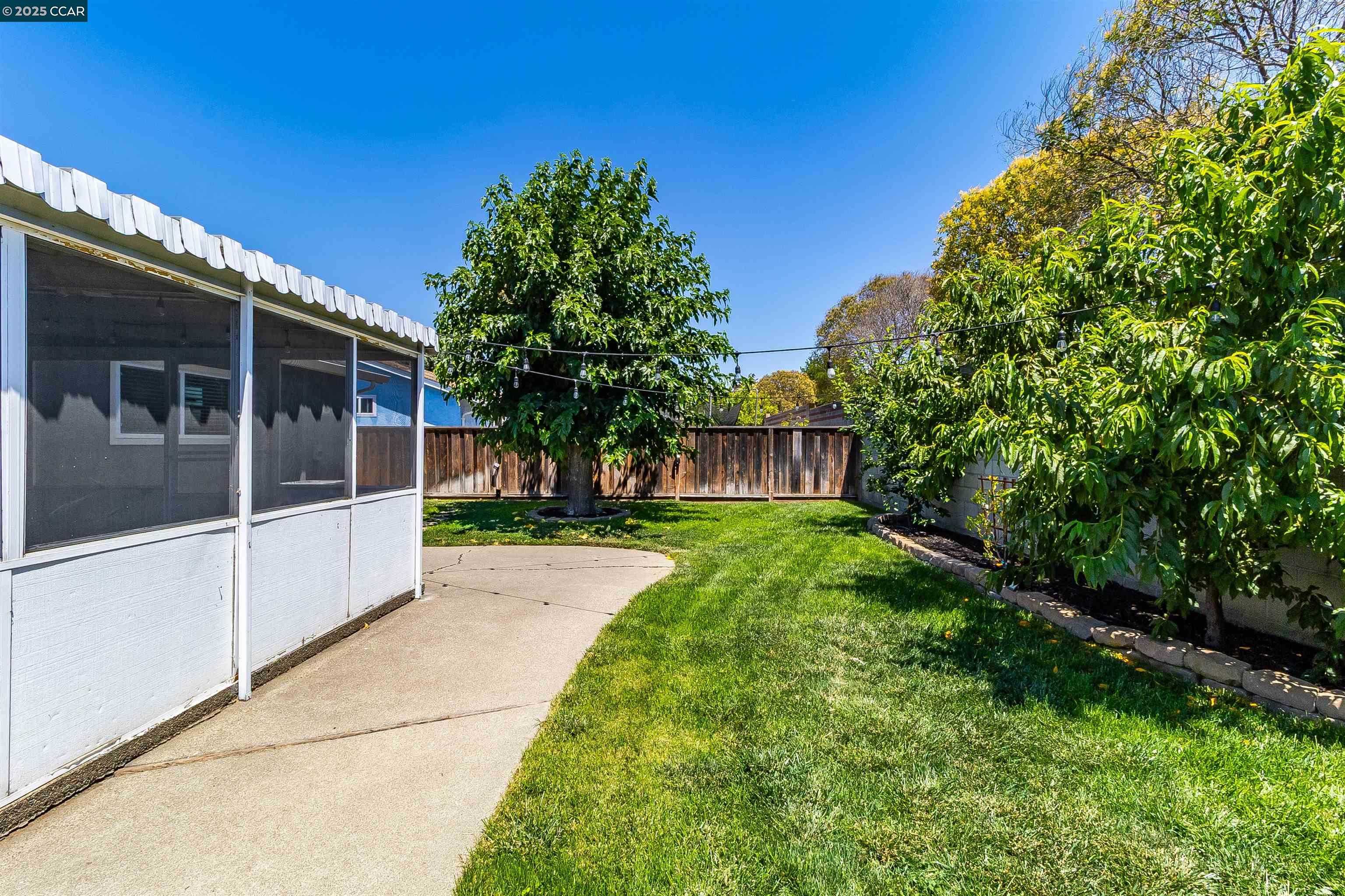 Detail Gallery Image 47 of 55 For 3570 Dumbarton St, Concord,  CA 94519 - 4 Beds | 2 Baths