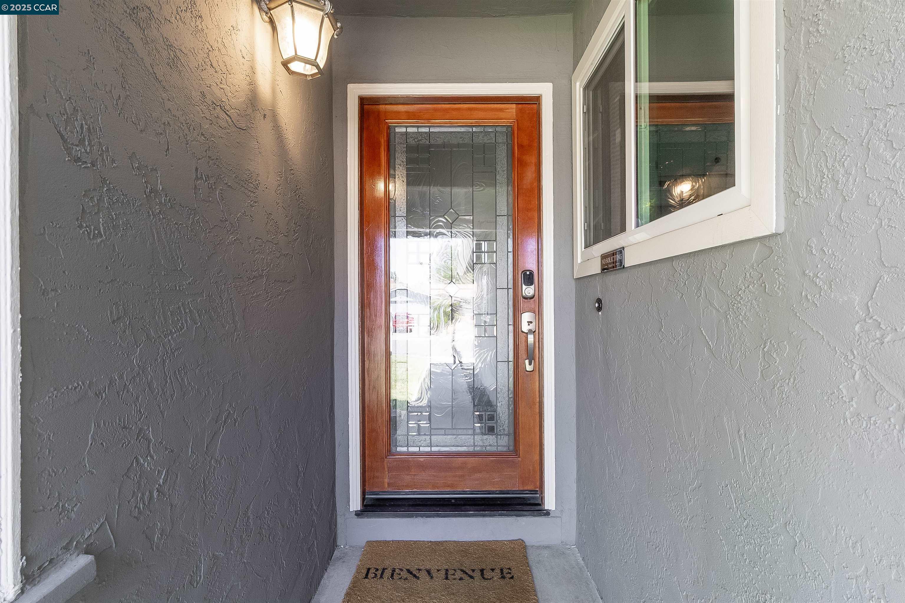 Detail Gallery Image 8 of 55 For 3570 Dumbarton St, Concord,  CA 94519 - 4 Beds | 2 Baths