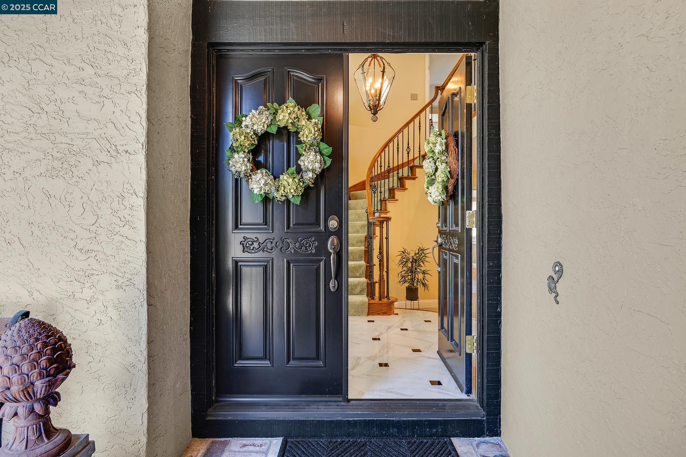 Detail Gallery Image 4 of 35 For 100 Chadbourne Dr, Danville,  CA 94506 - 4 Beds | 3 Baths