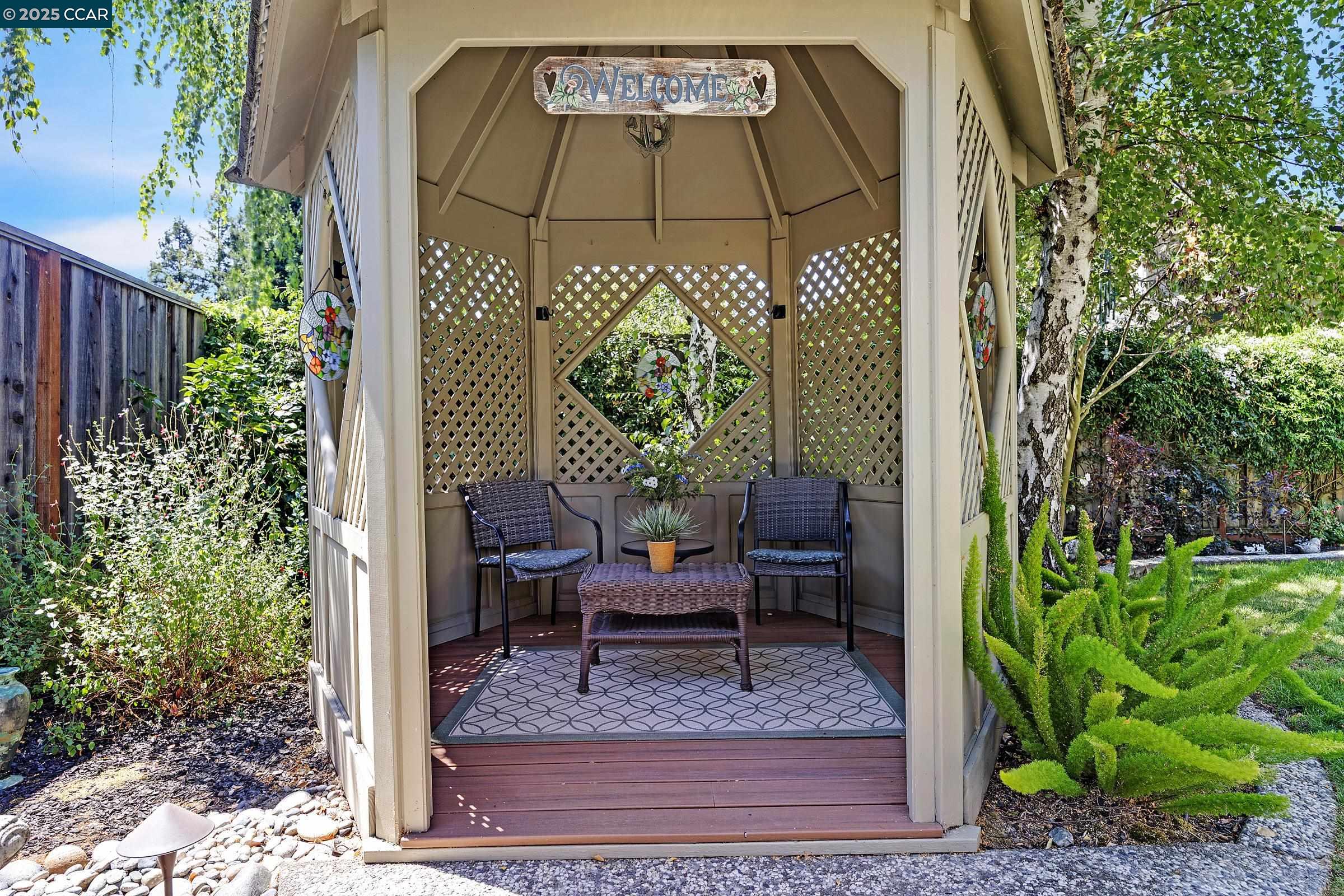 Detail Gallery Image 32 of 35 For 100 Chadbourne Dr, Danville,  CA 94506 - 4 Beds | 3 Baths