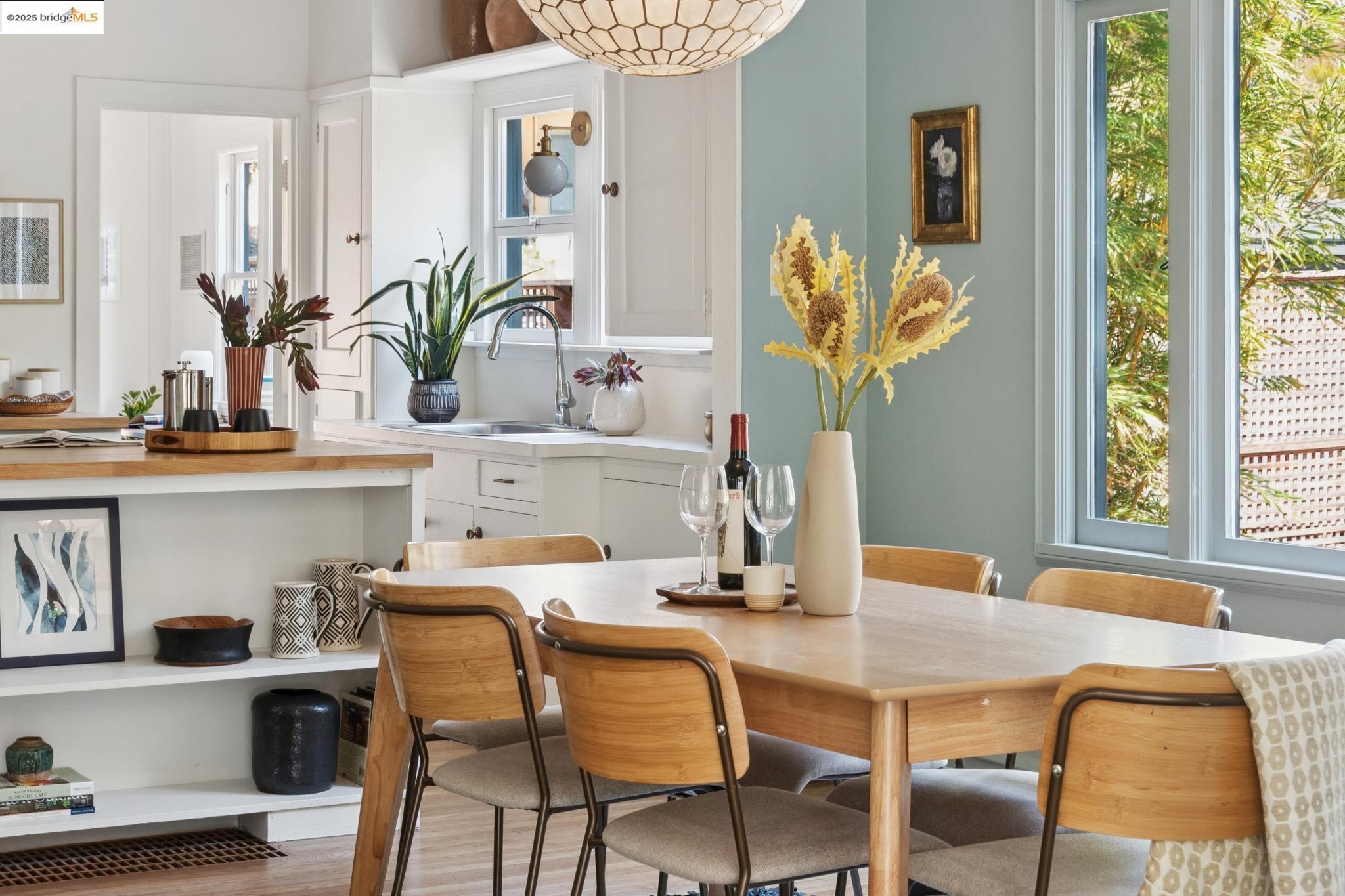 1189 Sutter St, Berkeley, California 94707, 3 Bedrooms Bedrooms, 5 Rooms Rooms,1 BathroomBathrooms,Residential,For Sale,1189 Sutter St,41104941