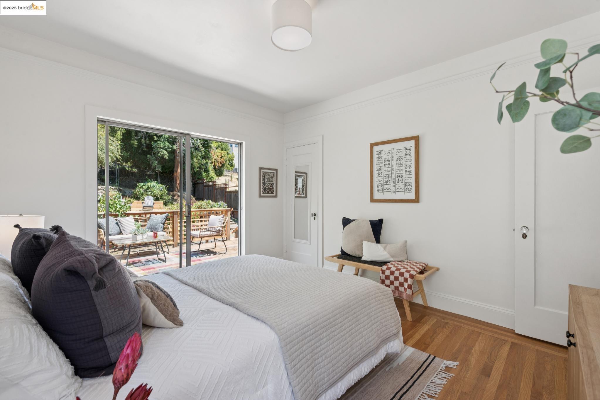 1189 Sutter St, Berkeley, California 94707, 3 Bedrooms Bedrooms, 5 Rooms Rooms,1 BathroomBathrooms,Residential,For Sale,1189 Sutter St,41104941