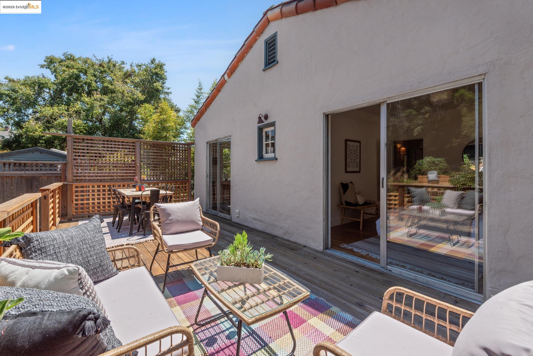 1189 Sutter St, Berkeley, California 94707, 3 Bedrooms Bedrooms, 5 Rooms Rooms,1 BathroomBathrooms,Residential,For Sale,1189 Sutter St,41104941