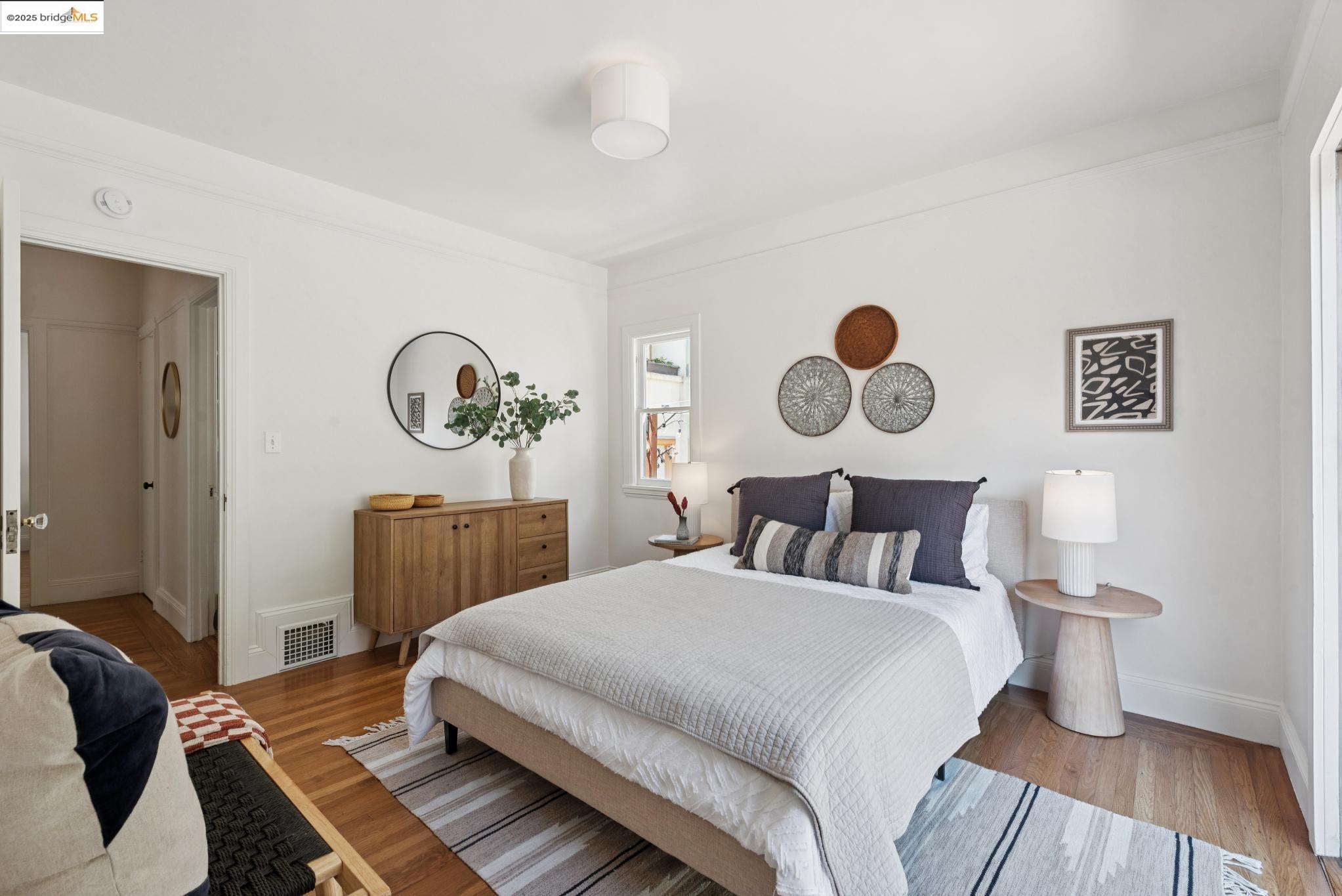 1189 Sutter St, Berkeley, California 94707, 3 Bedrooms Bedrooms, 5 Rooms Rooms,1 BathroomBathrooms,Residential,For Sale,1189 Sutter St,41104941
