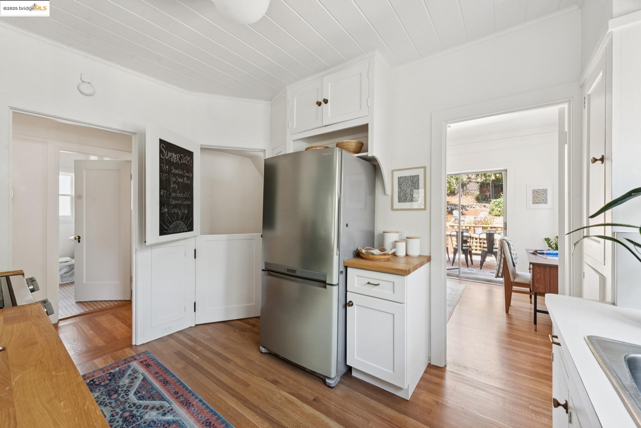 1189 Sutter St, Berkeley, California 94707, 3 Bedrooms Bedrooms, 5 Rooms Rooms,1 BathroomBathrooms,Residential,For Sale,1189 Sutter St,41104941